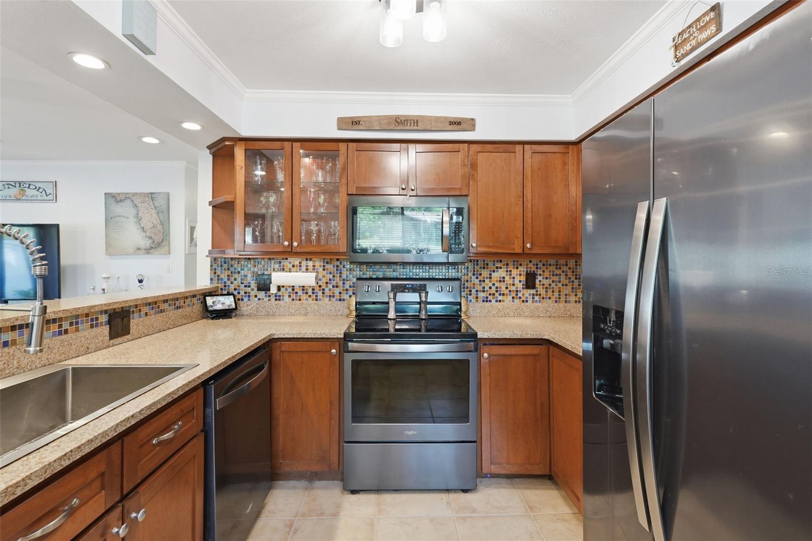 HIGHLAND ESTATES - Residential