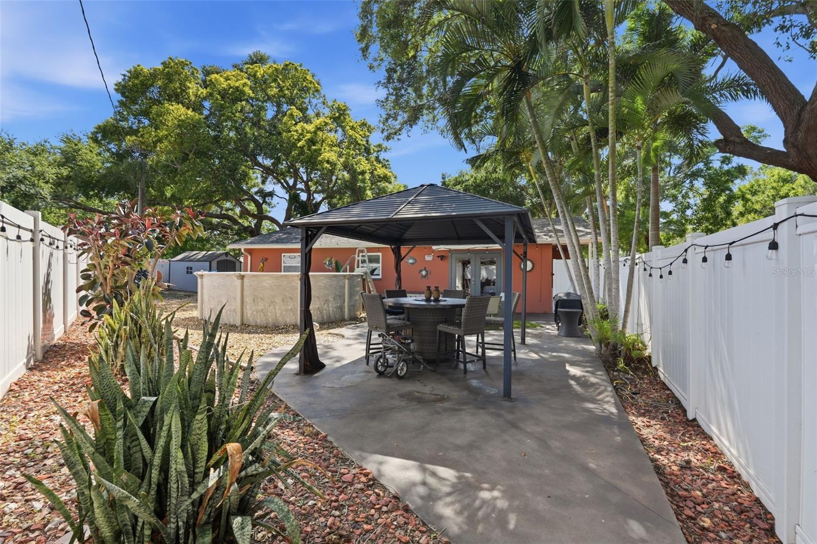 HIGHLAND ESTATES - Residential