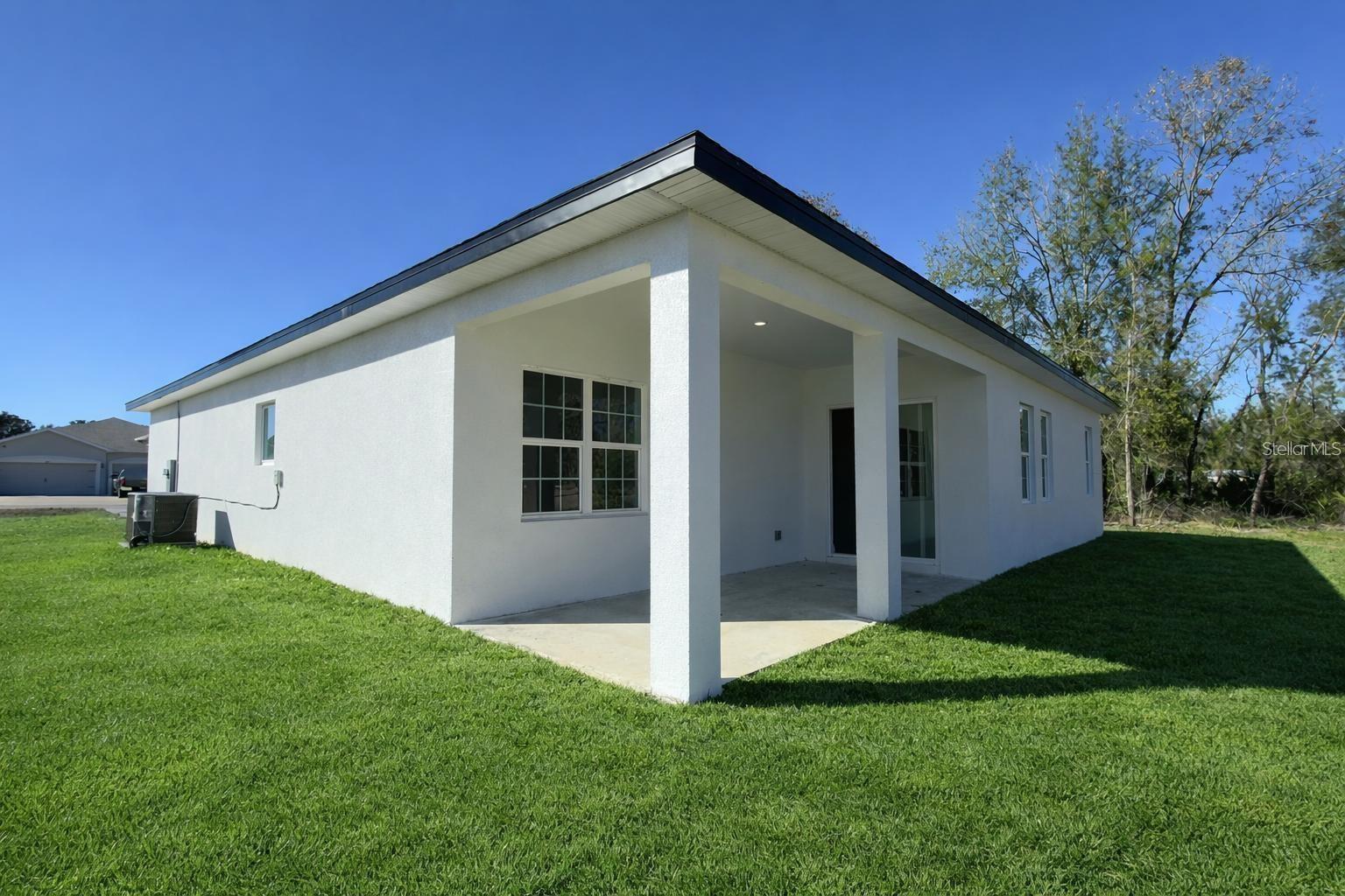 KINGSLAND COUNTRY ESTATE - Residential Lease