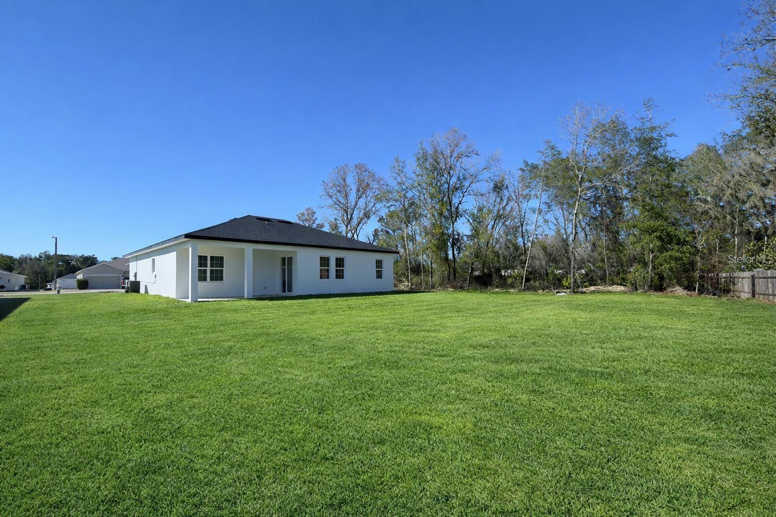 KINGSLAND COUNTRY ESTATE - Residential Lease