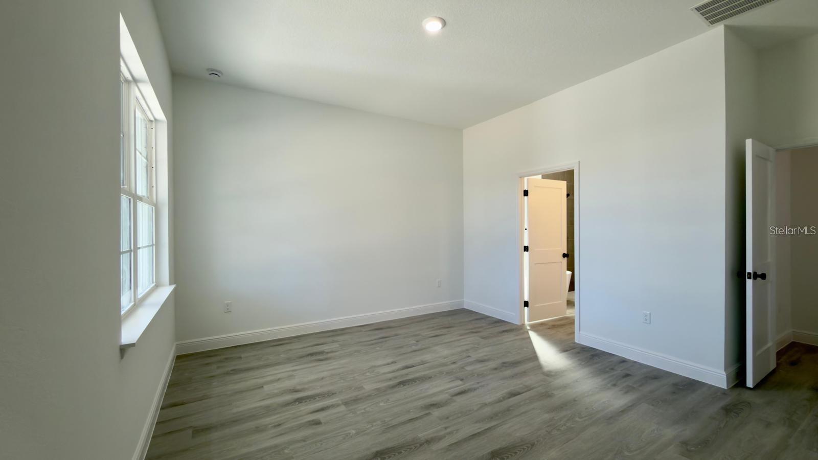 KINGSLAND COUNTRY ESTATE - Residential Lease