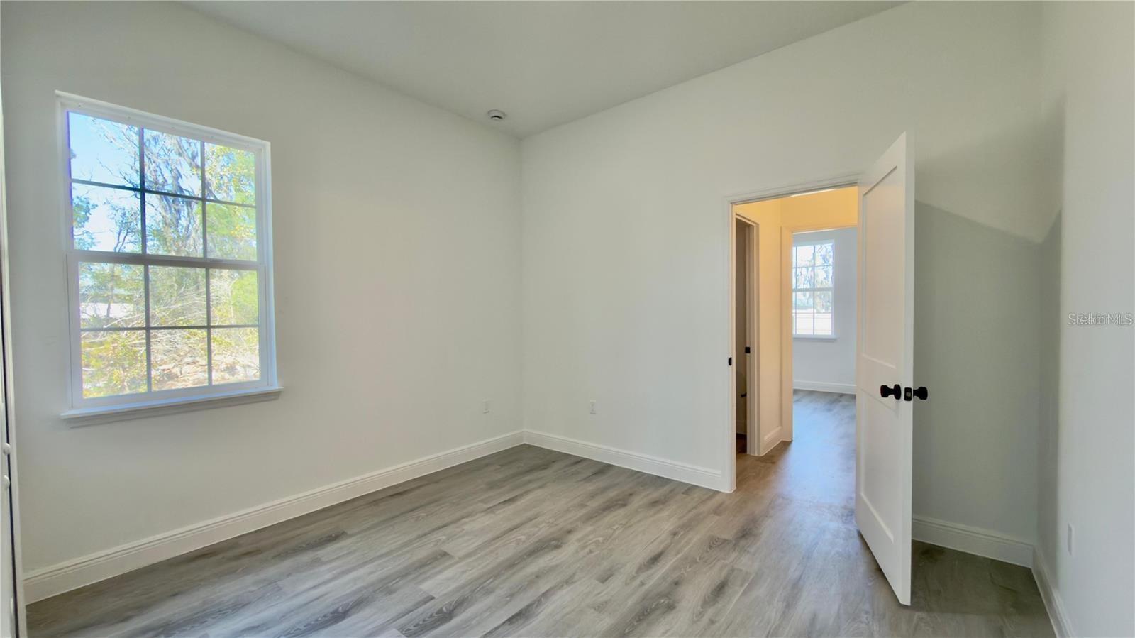 KINGSLAND COUNTRY ESTATE - Residential Lease