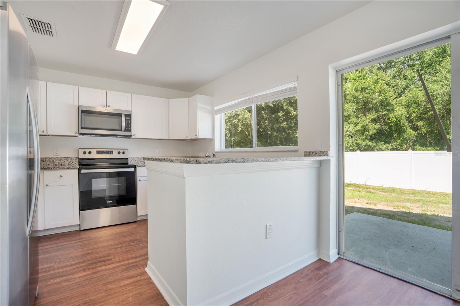 SUMMERVIEW OAKS SUB - Residential
