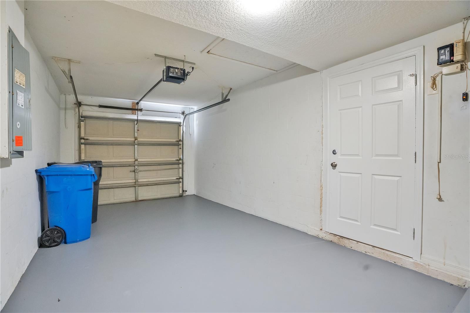 SUMMERVIEW OAKS SUB - Residential
