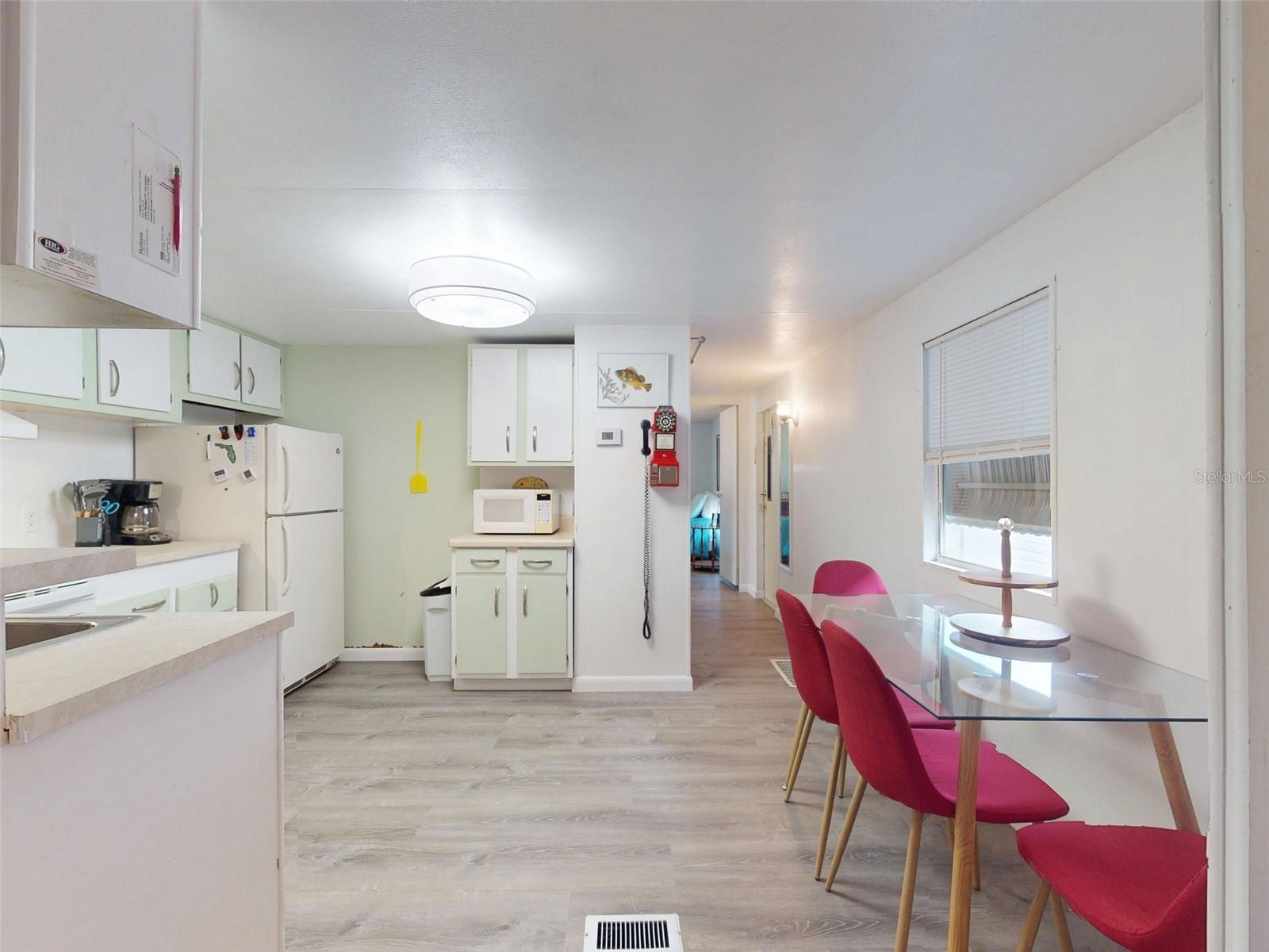 FRIENDLY SHORES COOP - Residential