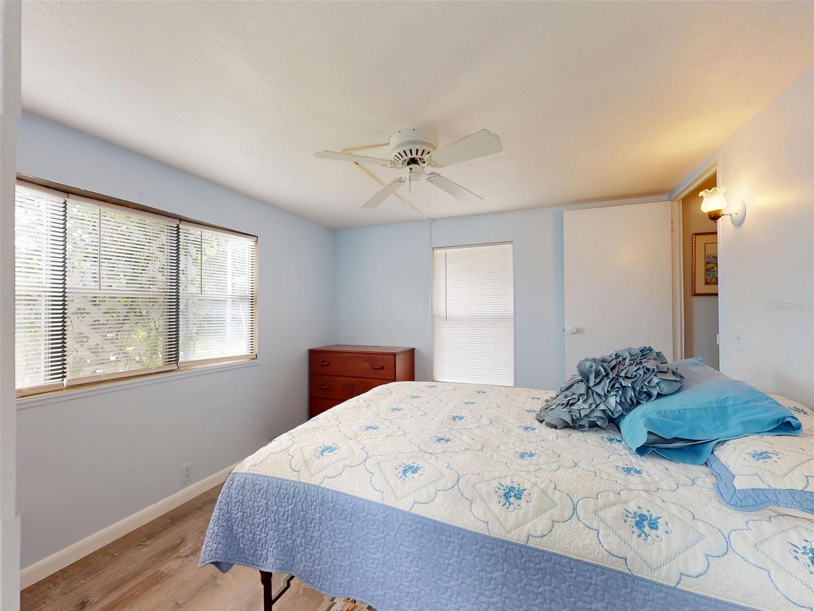 FRIENDLY SHORES COOP - Residential