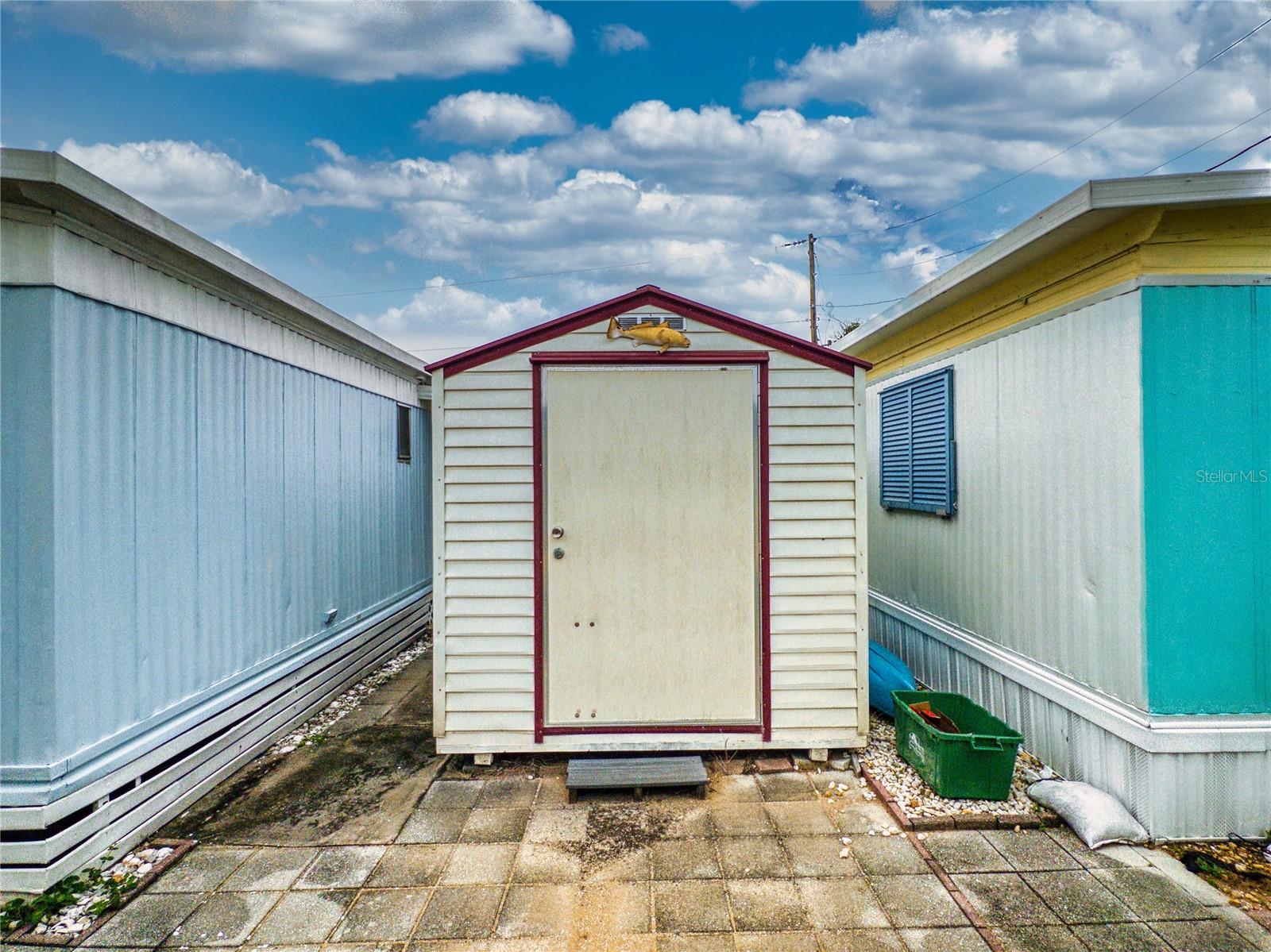 FRIENDLY SHORES COOP - Residential