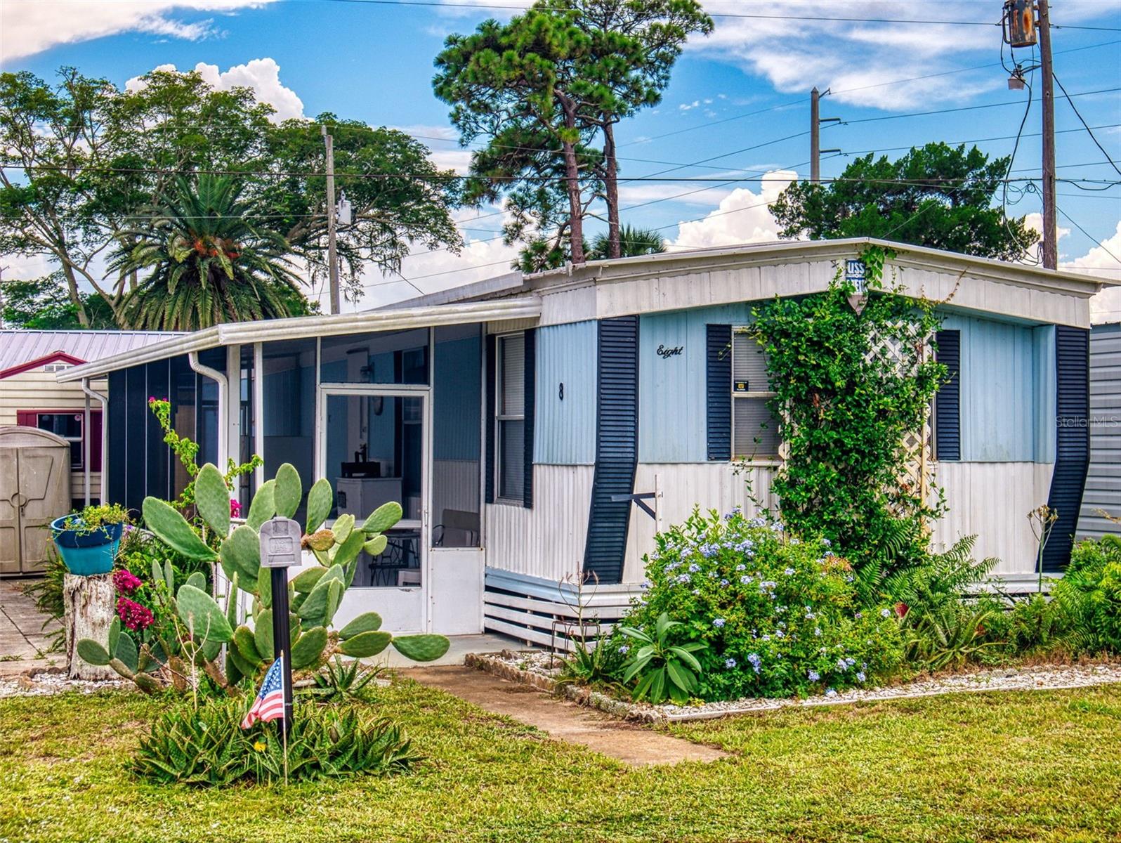 FRIENDLY SHORES COOP - Residential