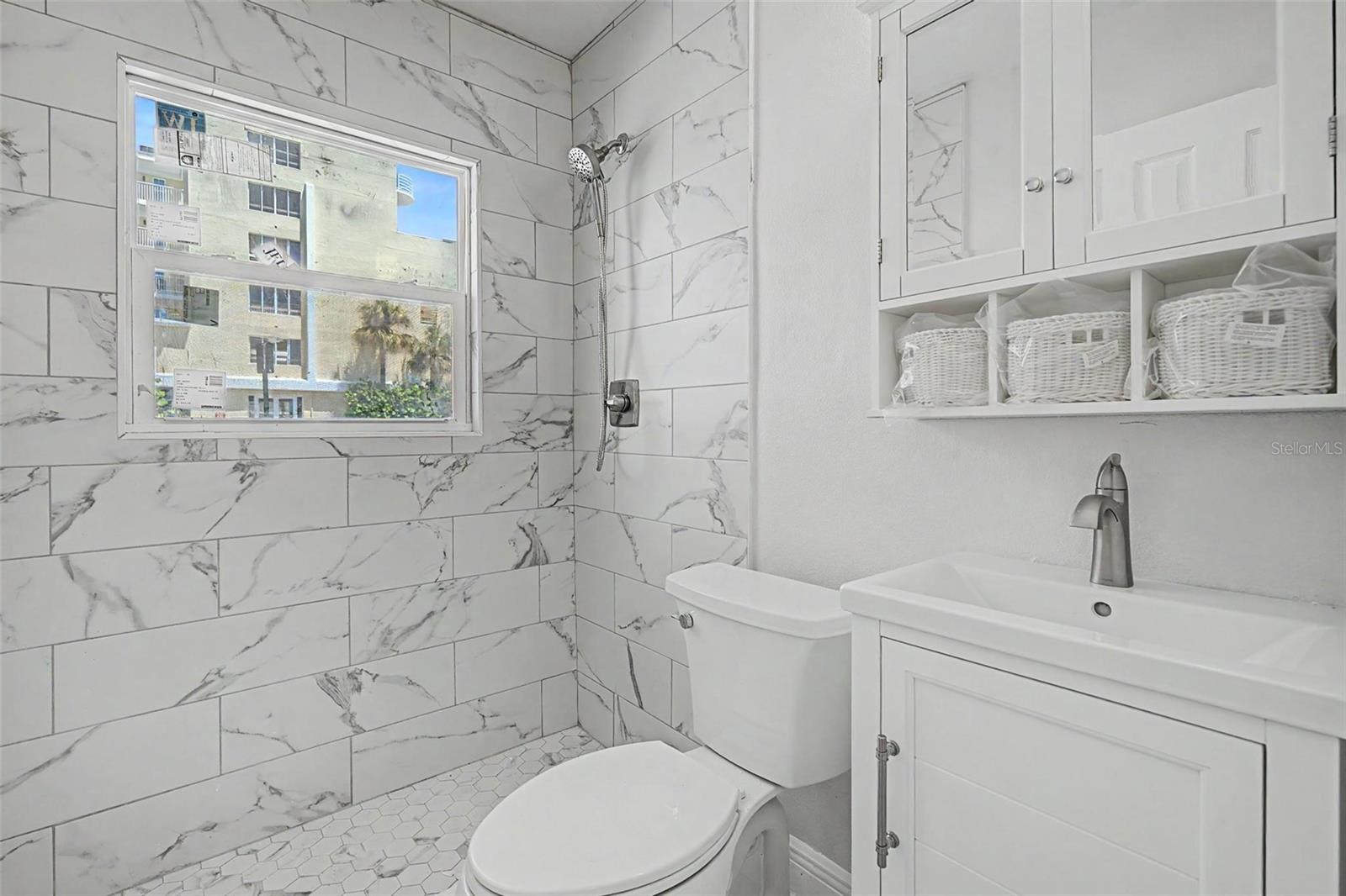 MARWICK CONDO - Residential
