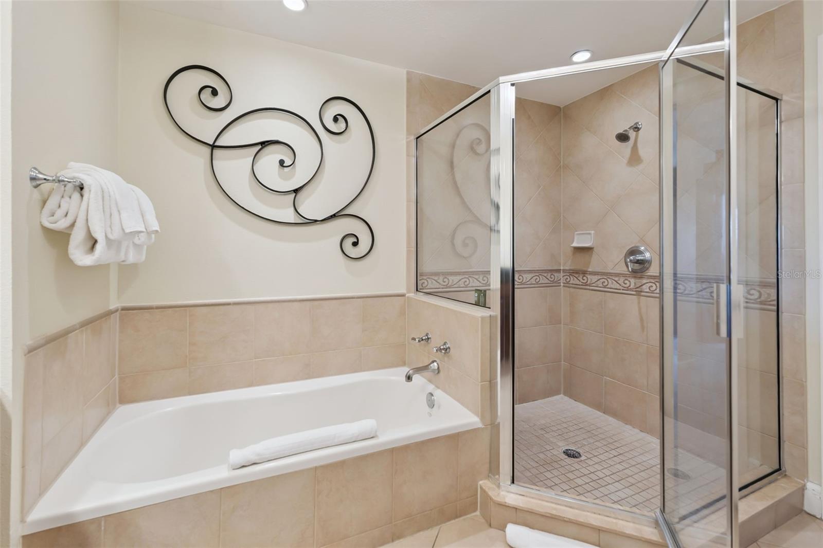 REUNION RESORT, CENTRE COURT RIDGE - Residential