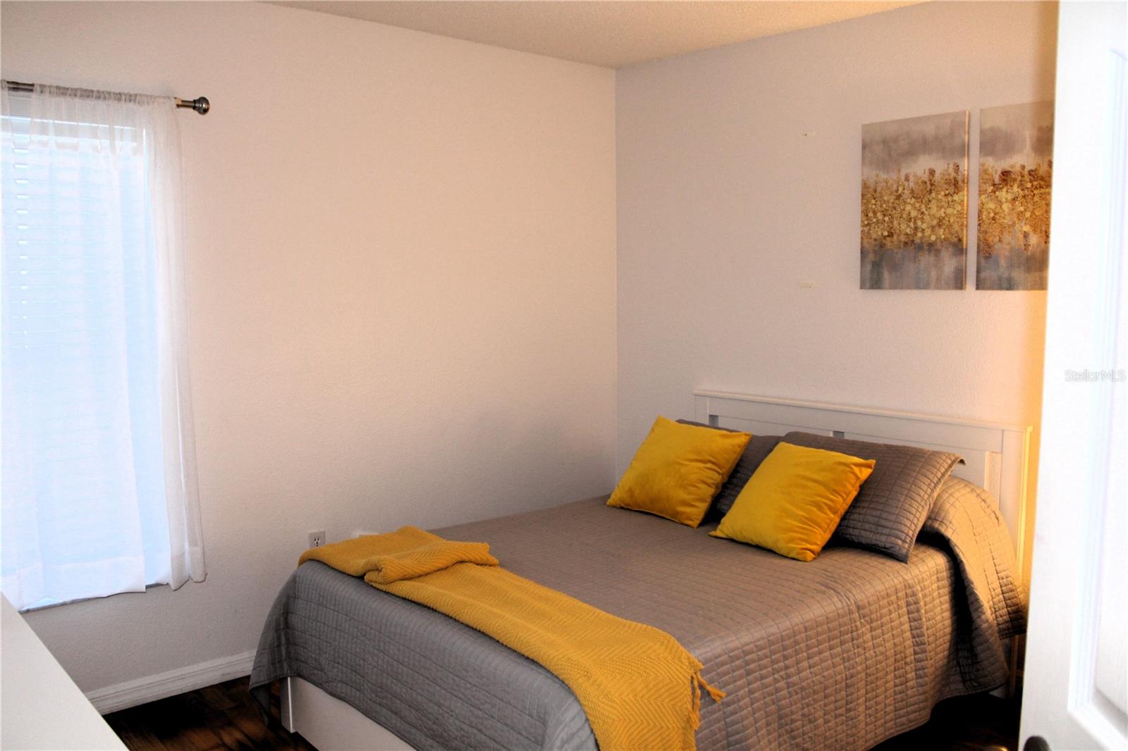 LAKE BERKLEY RESORT - Residential