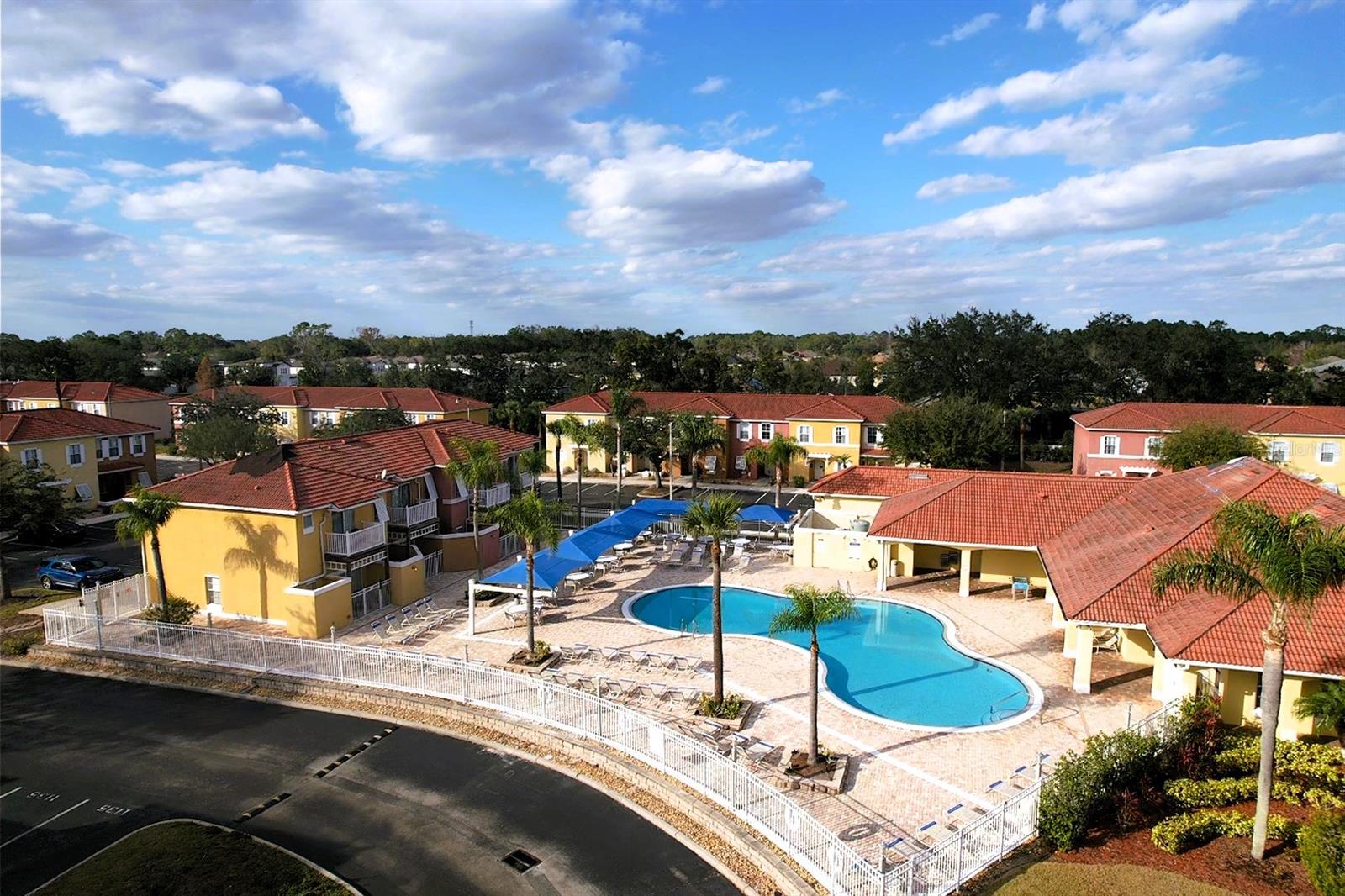 LAKE BERKLEY RESORT - Residential