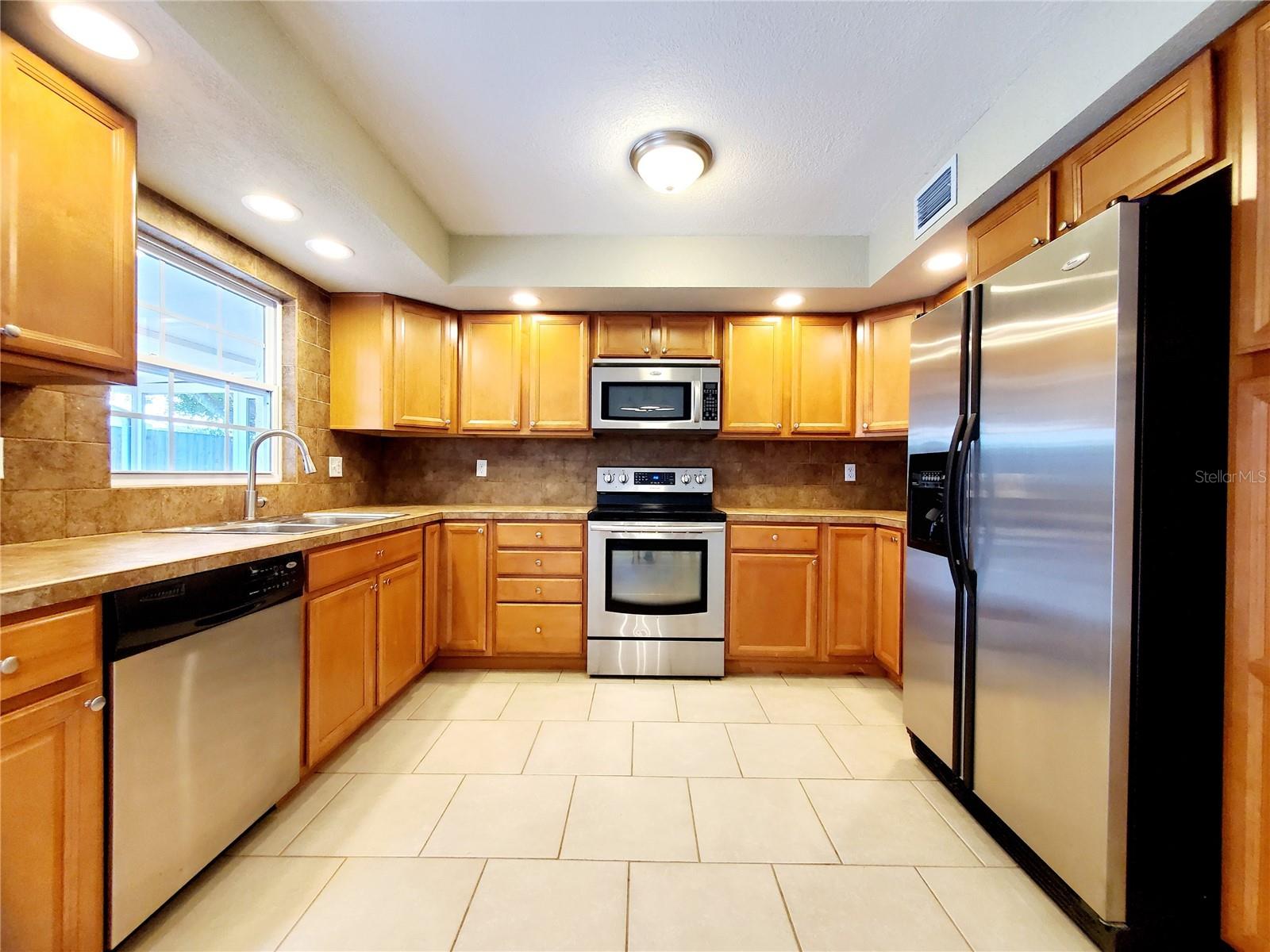 BAYSIDE MEADOWS-PHASE I - Residential