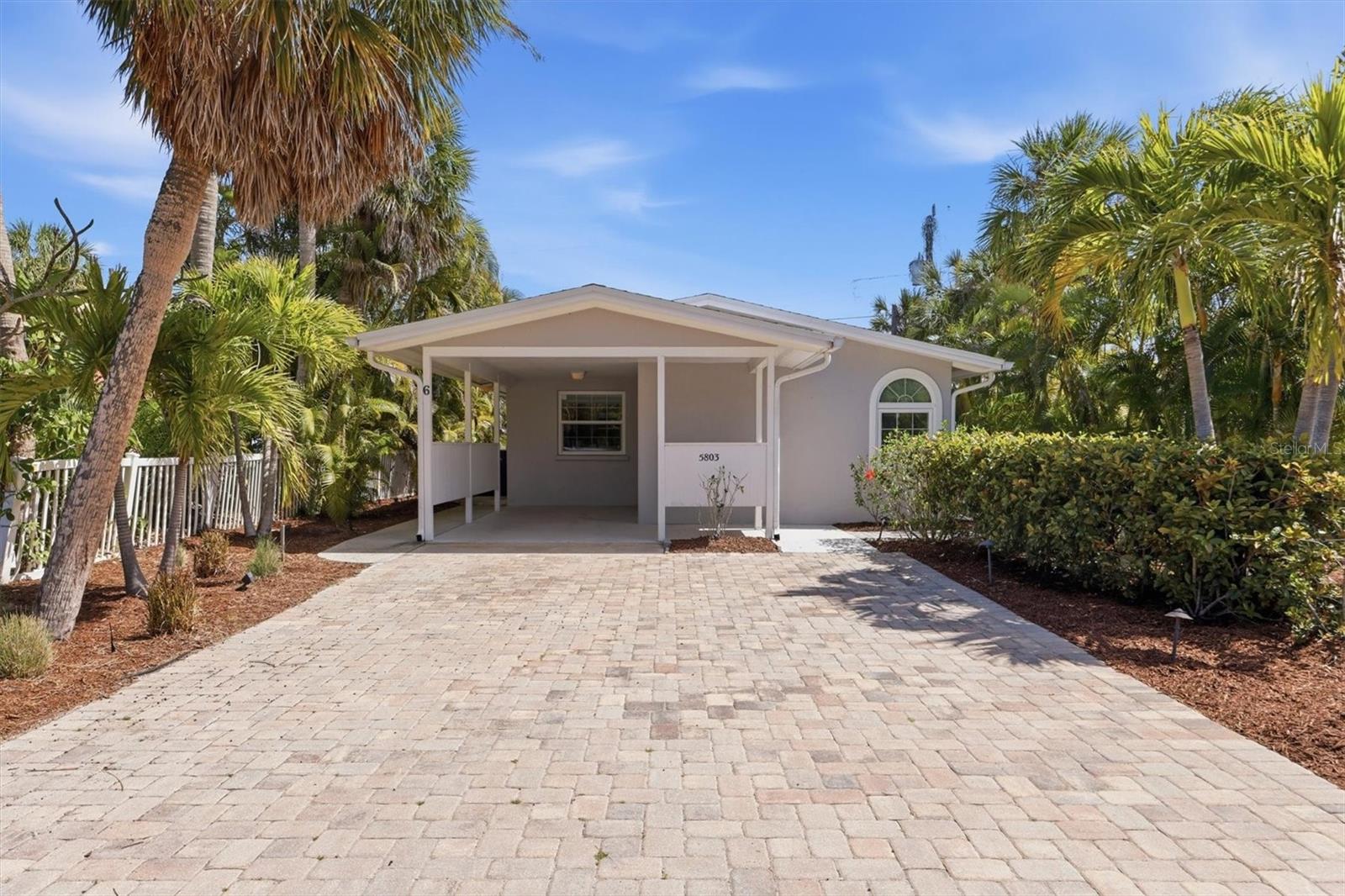 NEPTUNES GARDENS - Residential