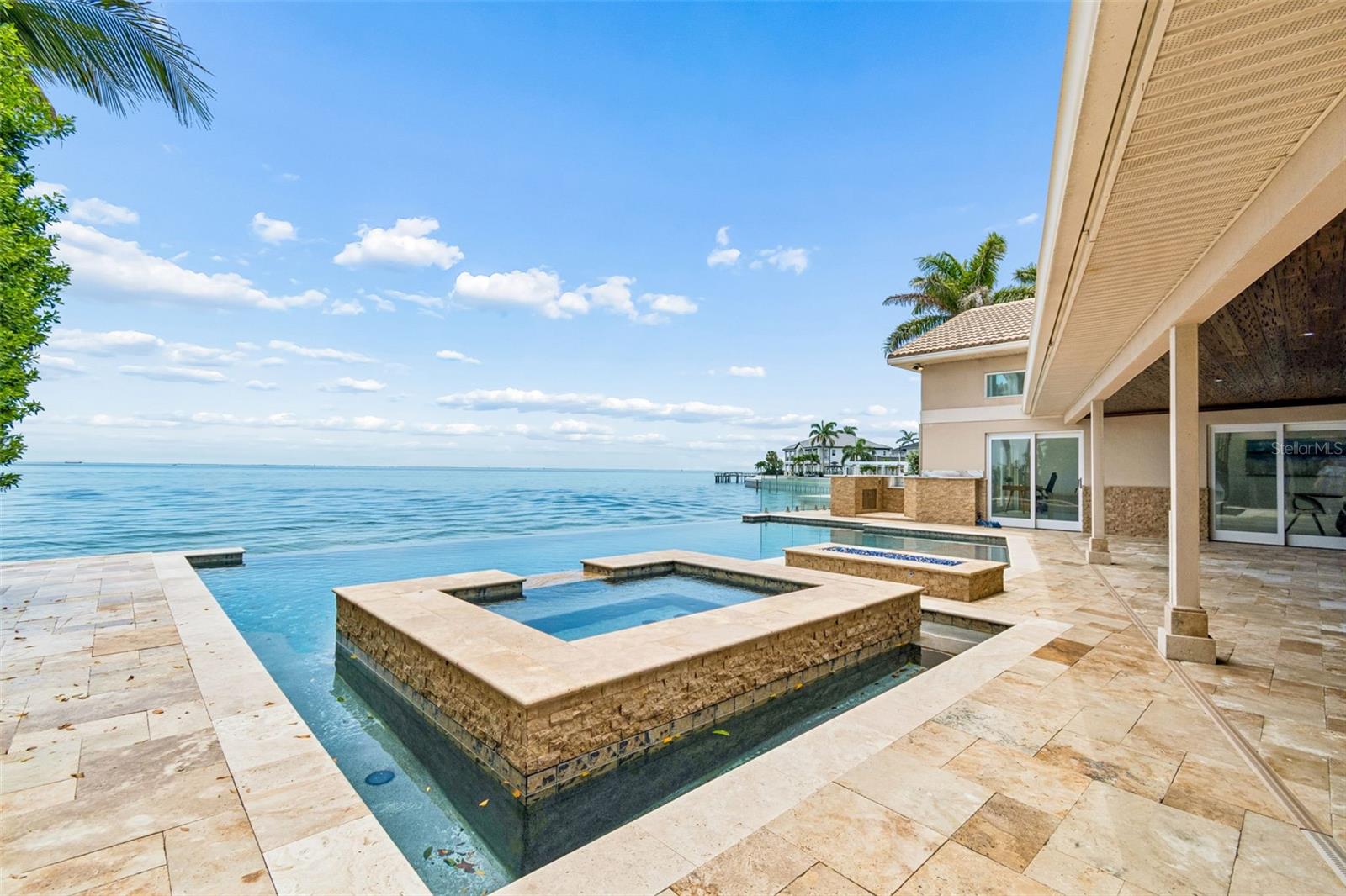 VENETIAN ISLES - Residential