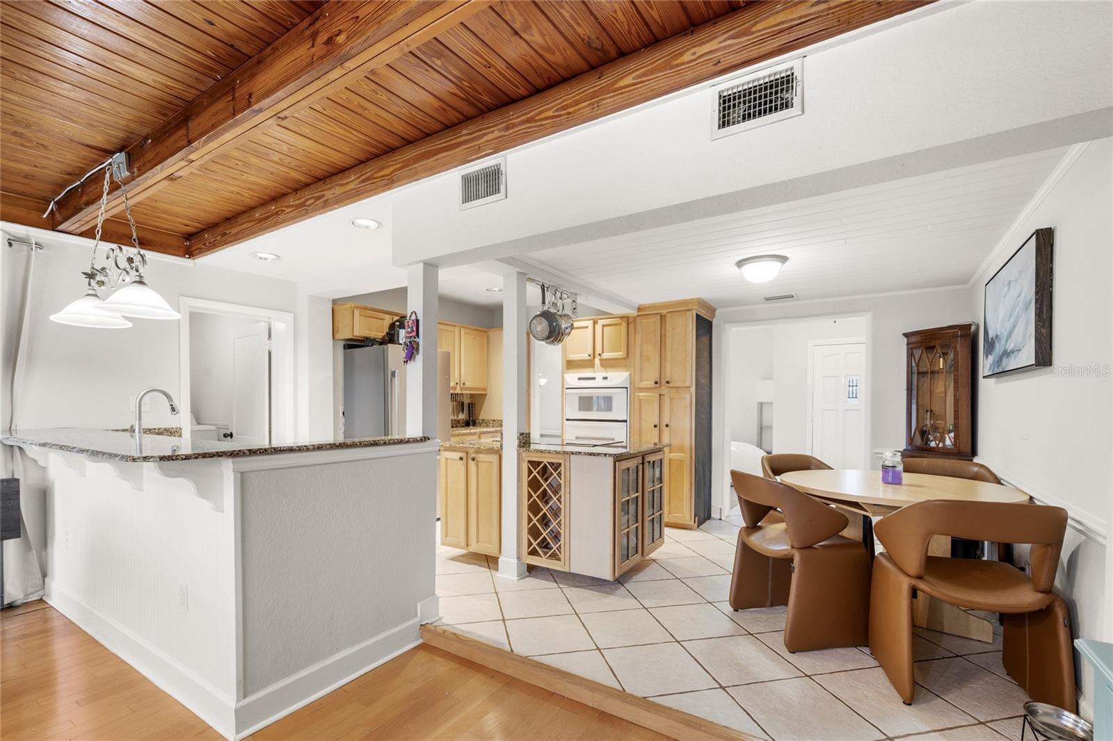 COLLEGE PARK - Residential
