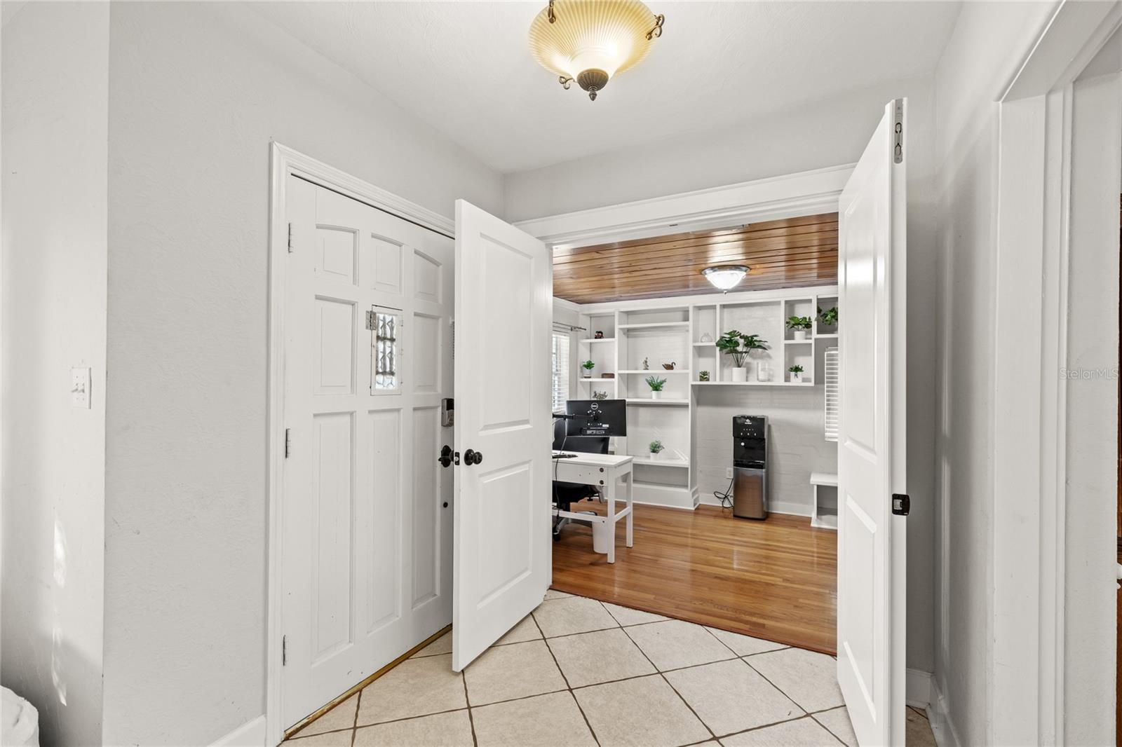 COLLEGE PARK - Residential