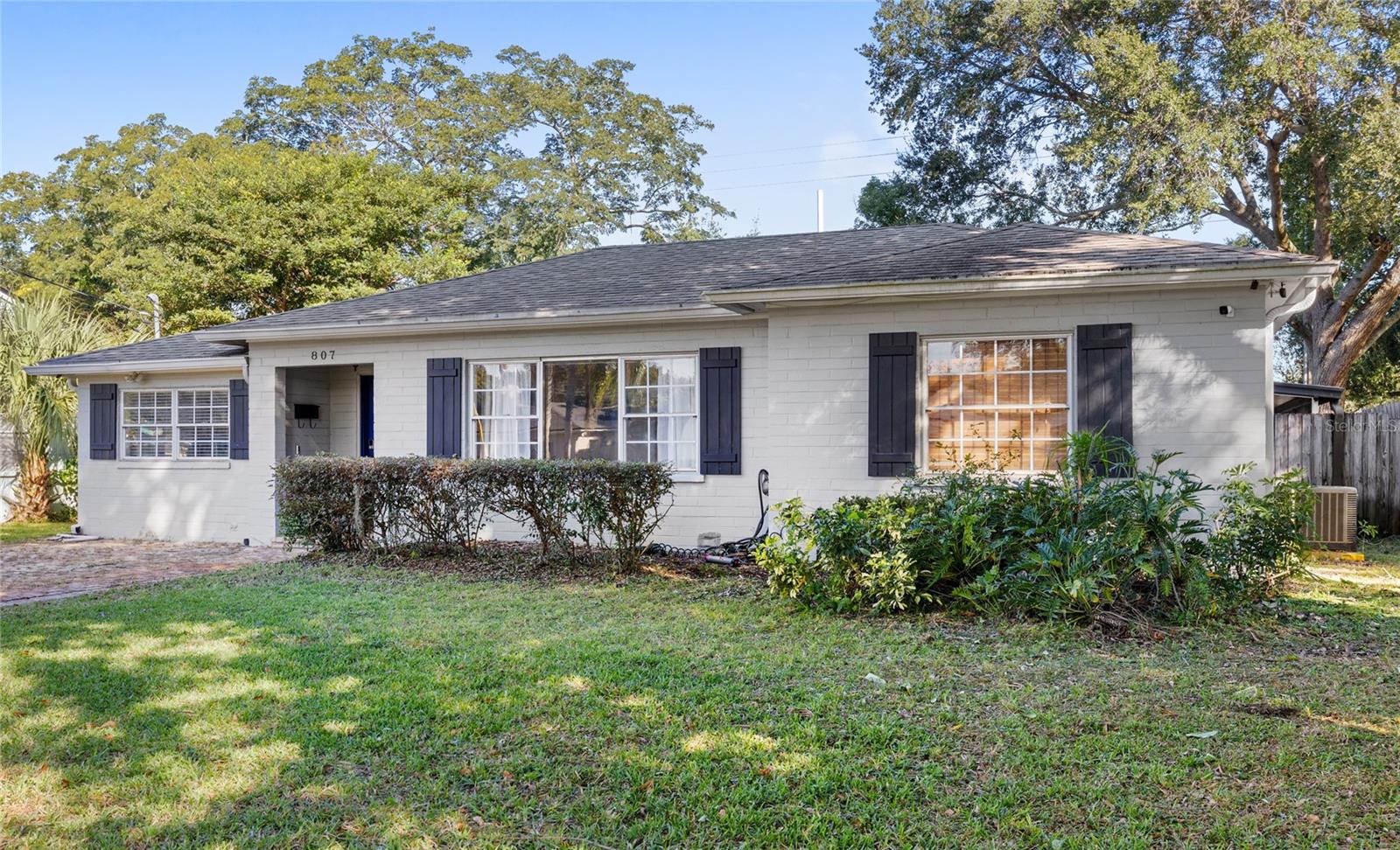 COLLEGE PARK - Residential