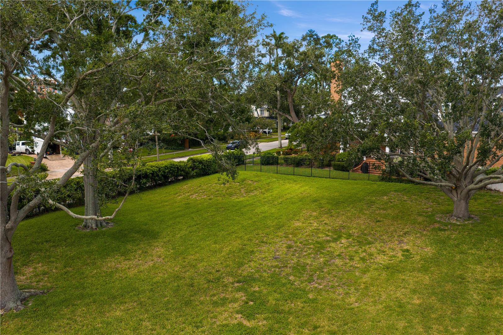 SNELL & HAMLETTS NORTH SHORE ADD - Land
