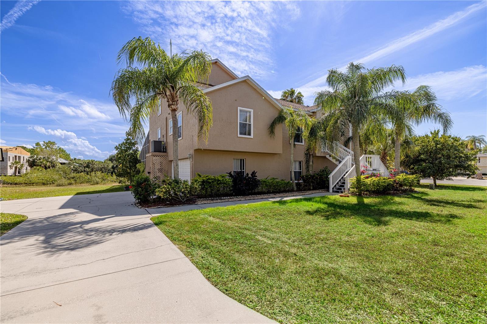 OYSTER BAYOU - Residential