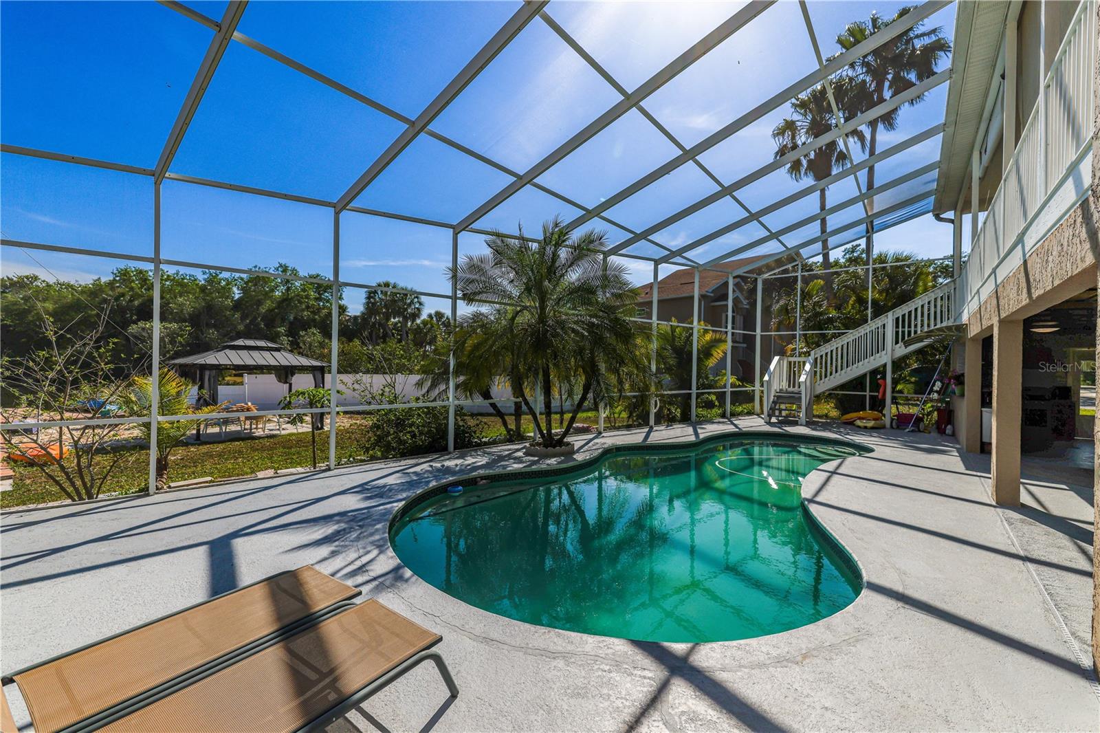 OYSTER BAYOU - Residential