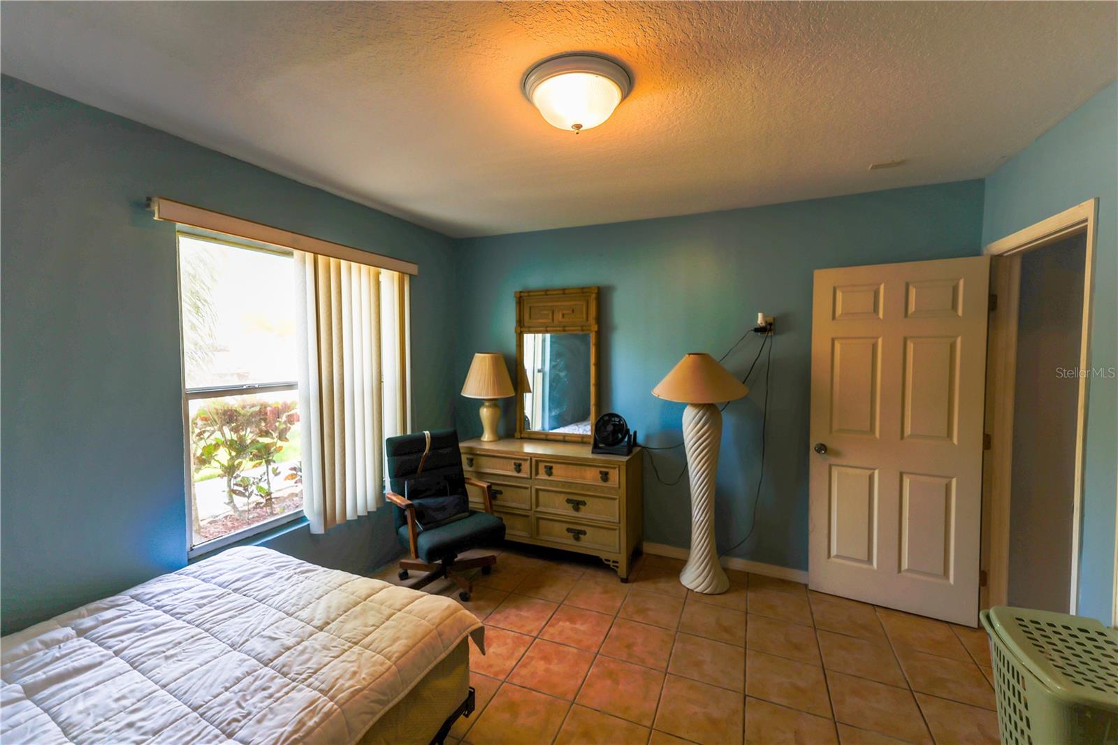 OYSTER BAYOU - Residential