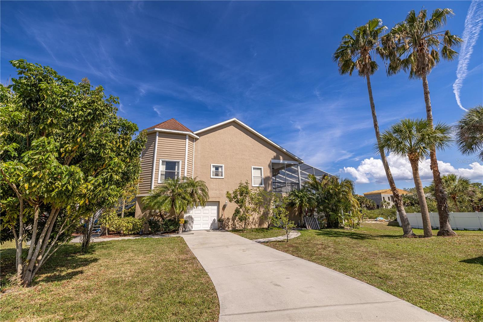 OYSTER BAYOU - Residential