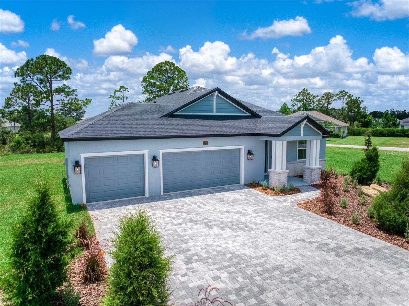 SUN N LAKE - Residential
