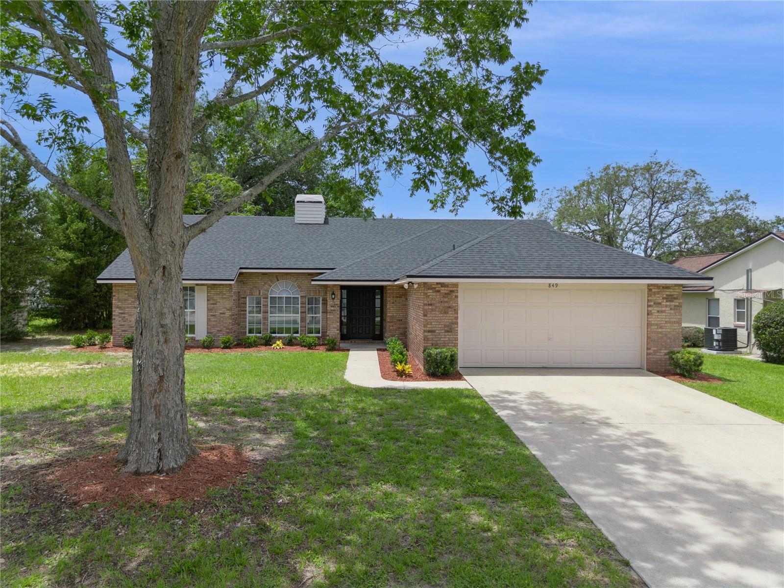 DELTONA LAKES UNIT 03 - Residential