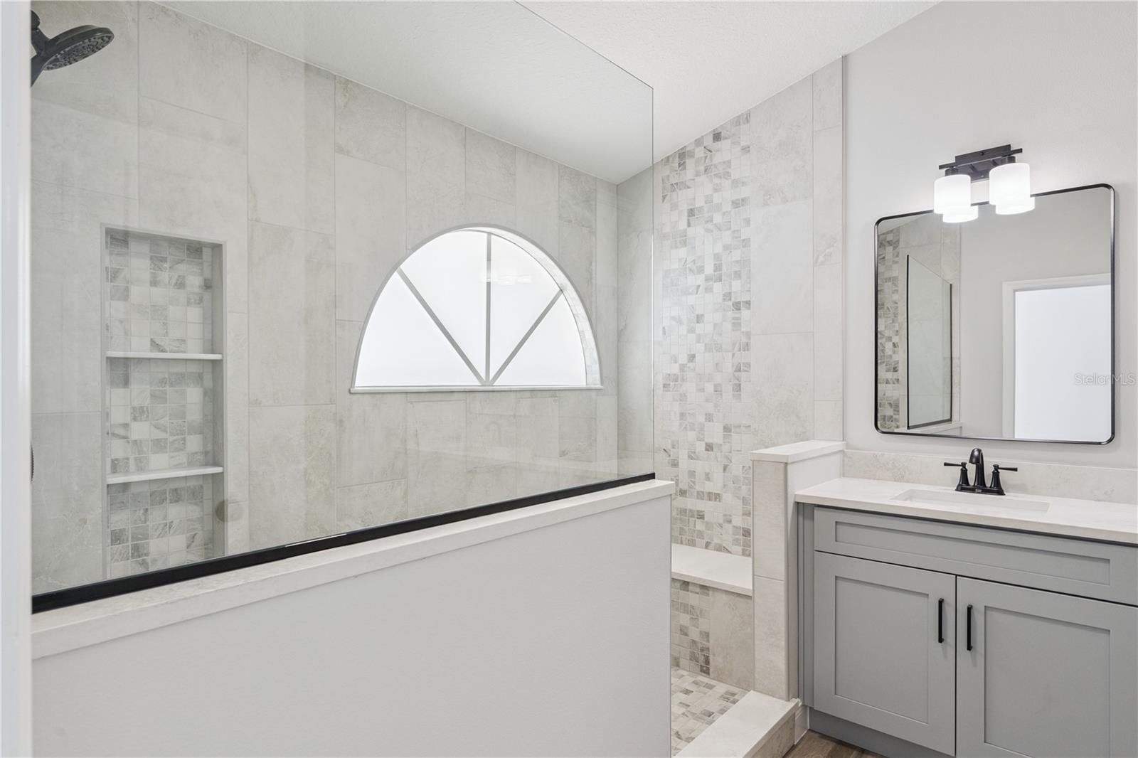 DELTONA LAKES UNIT 03 - Residential