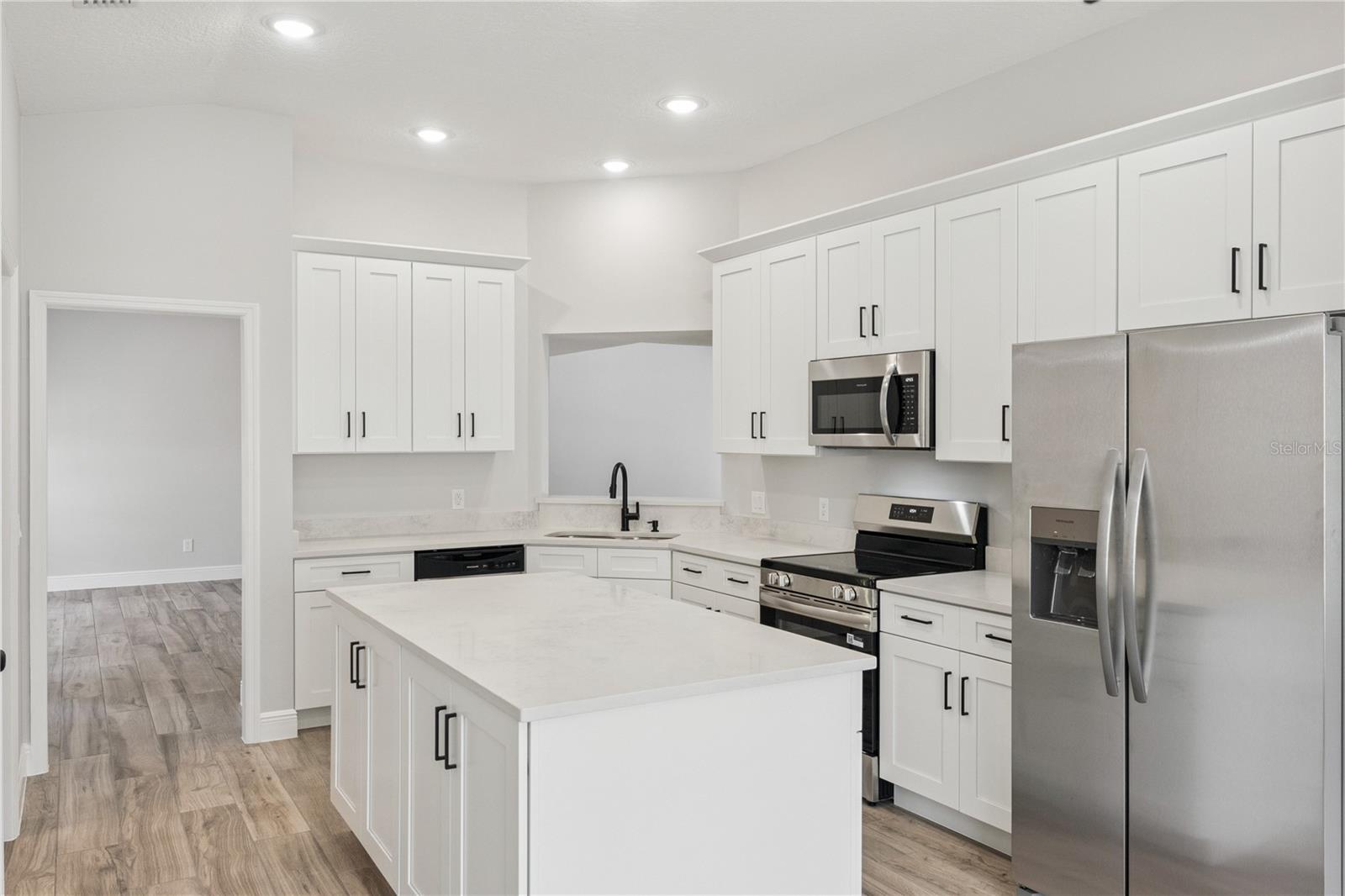 DELTONA LAKES UNIT 03 - Residential