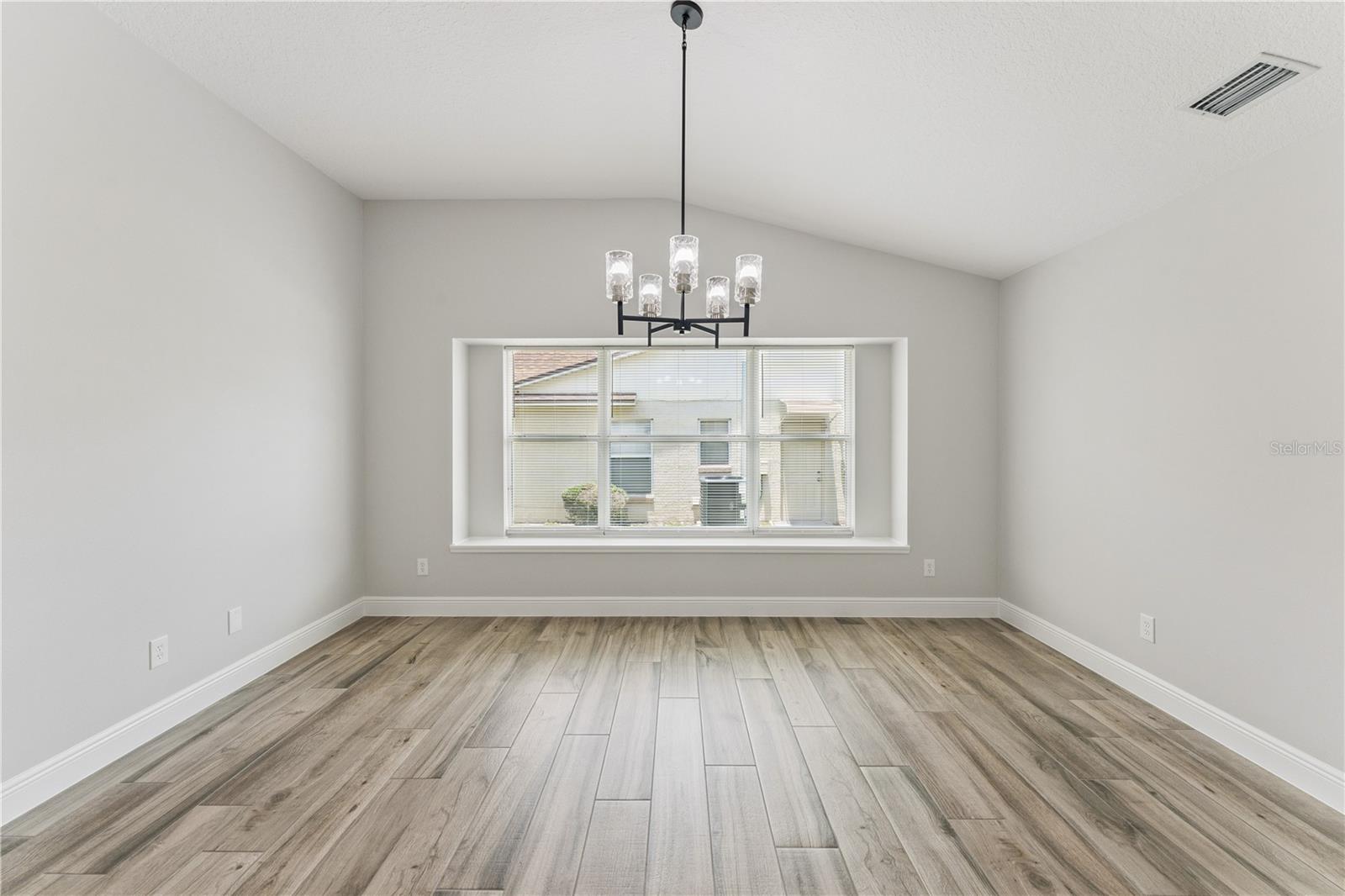 DELTONA LAKES UNIT 03 - Residential