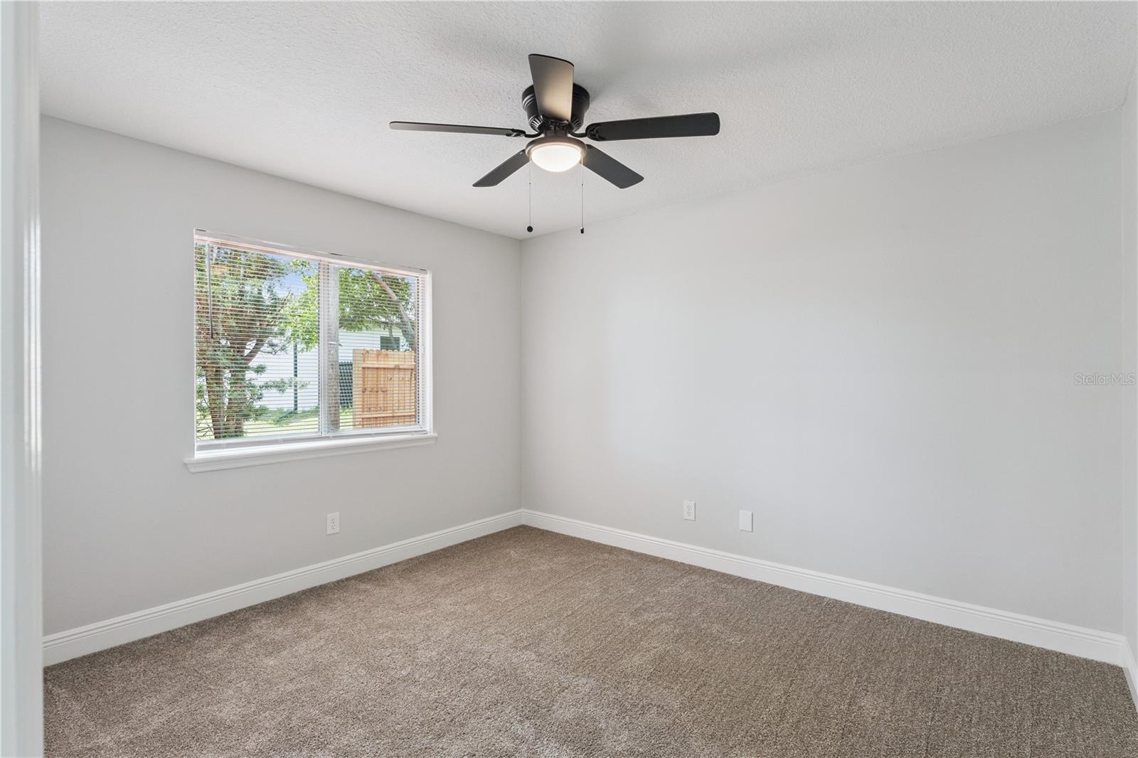 DELTONA LAKES UNIT 03 - Residential