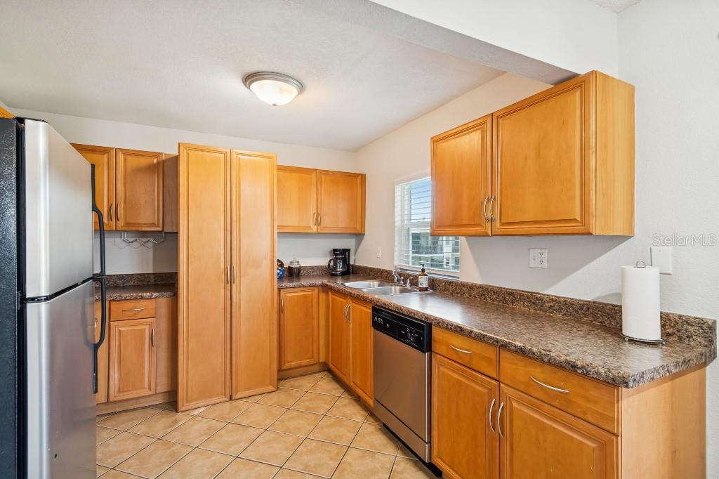 FOUNTAINS OF LARGO CONDO THE - Residential