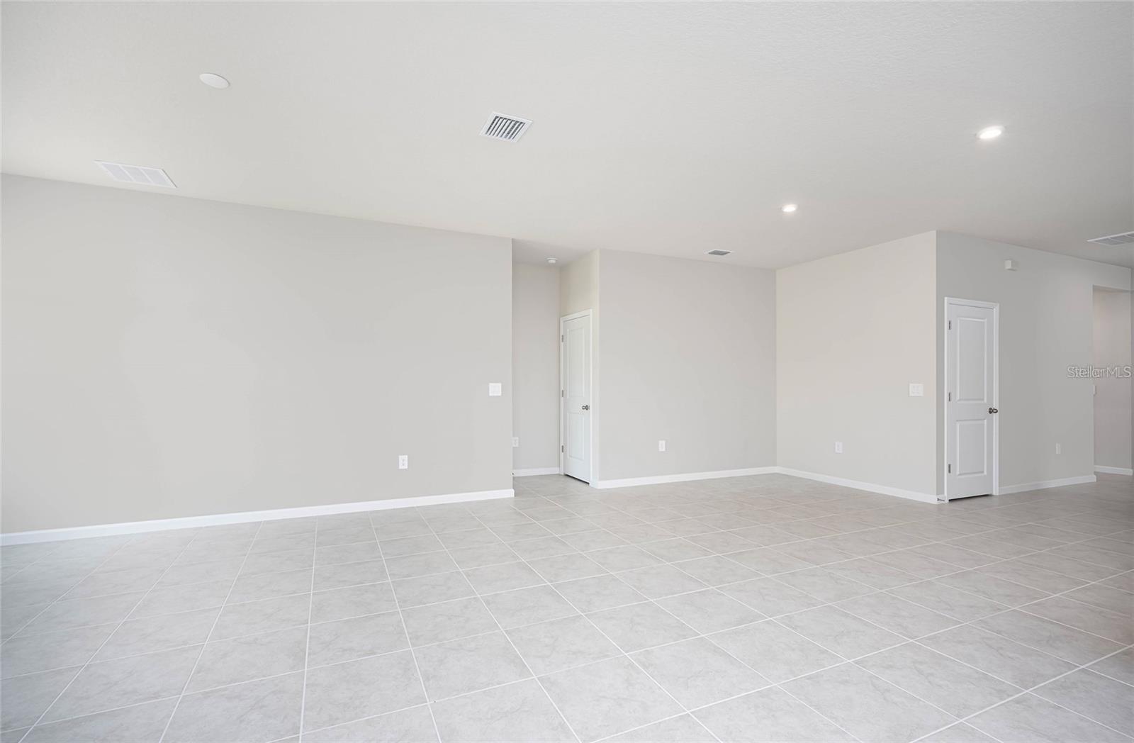 HAMMOCKS/WEST PORT PH 3 & 4 - Residential Lease