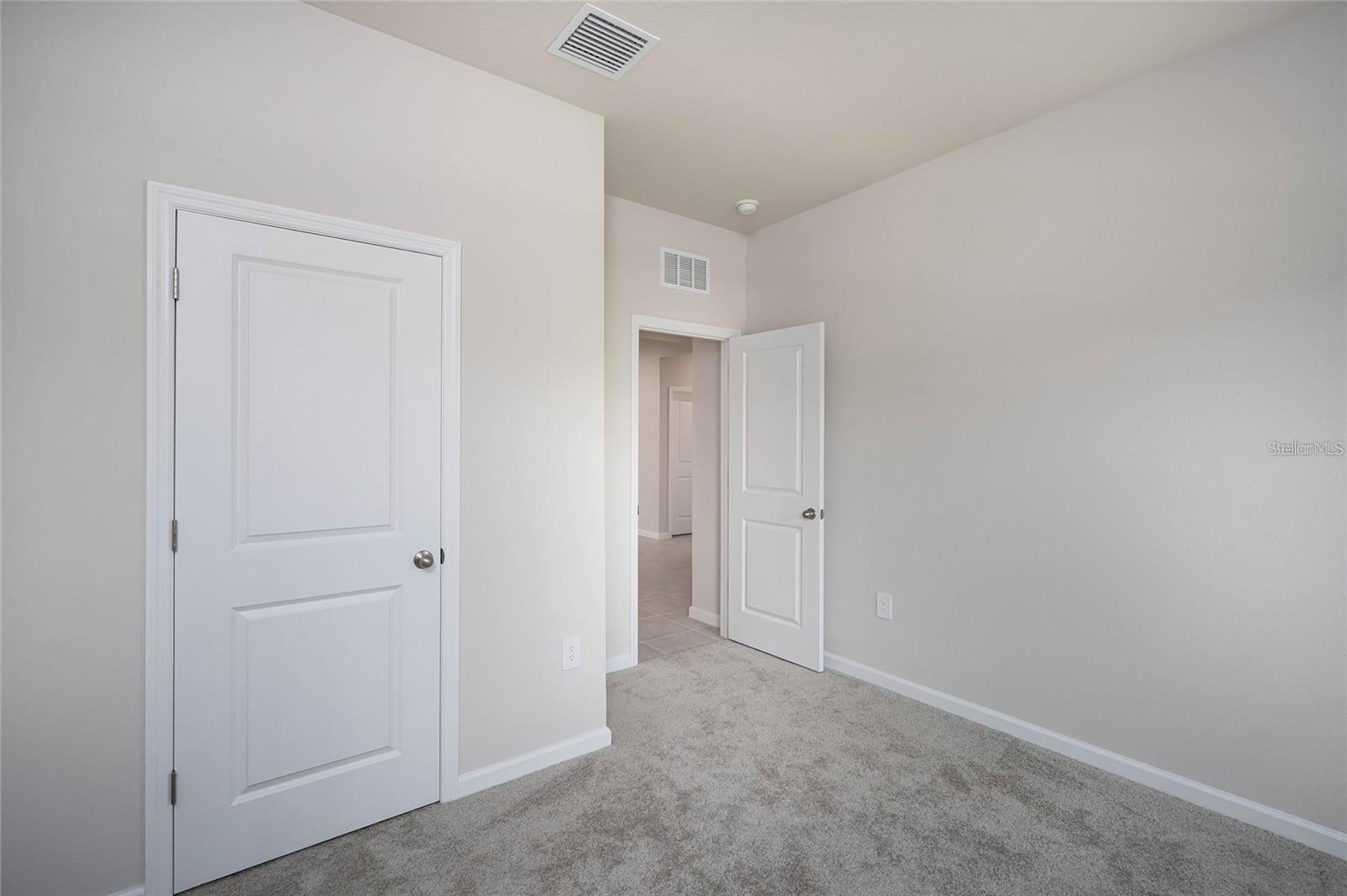 HAMMOCKS/WEST PORT PH 3 & 4 - Residential Lease