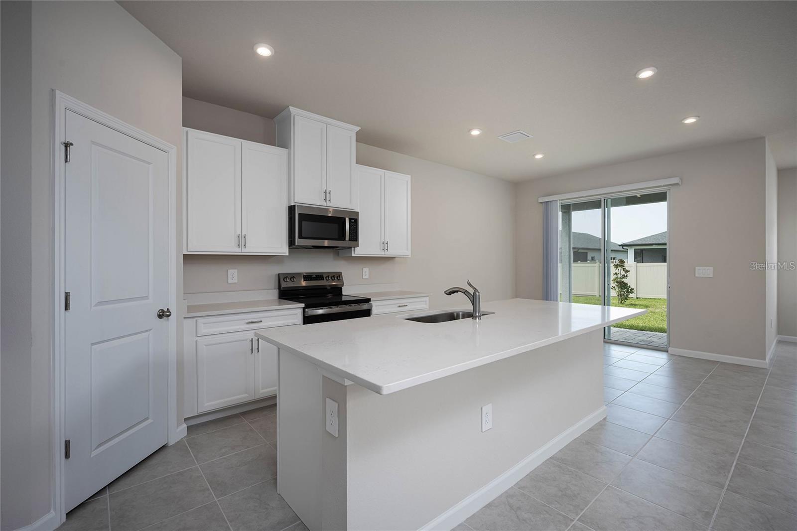 HAMMOCKS/WEST PORT PH 3 & 4 - Residential Lease