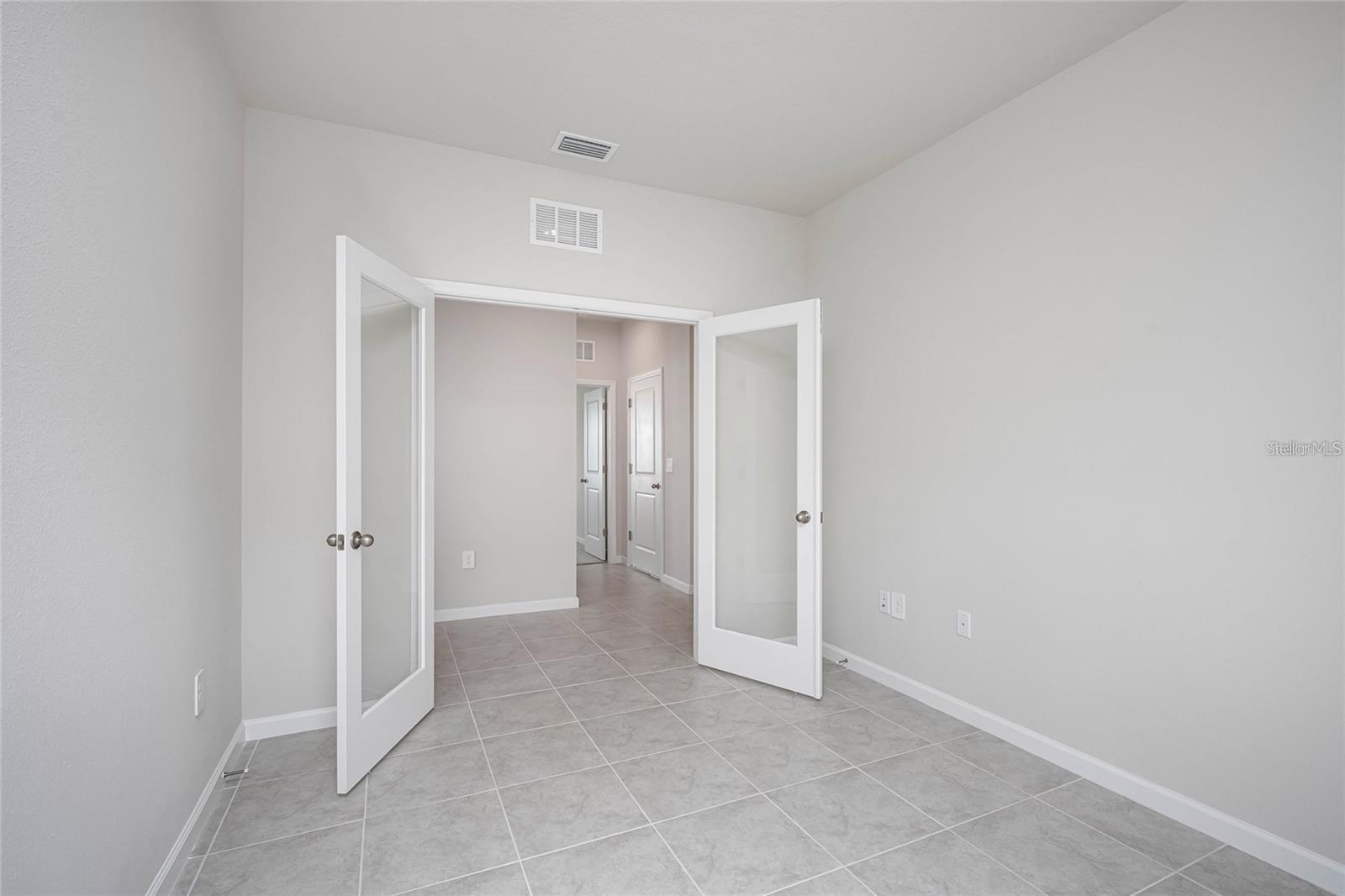 HAMMOCKS/WEST PORT PH 3 & 4 - Residential Lease