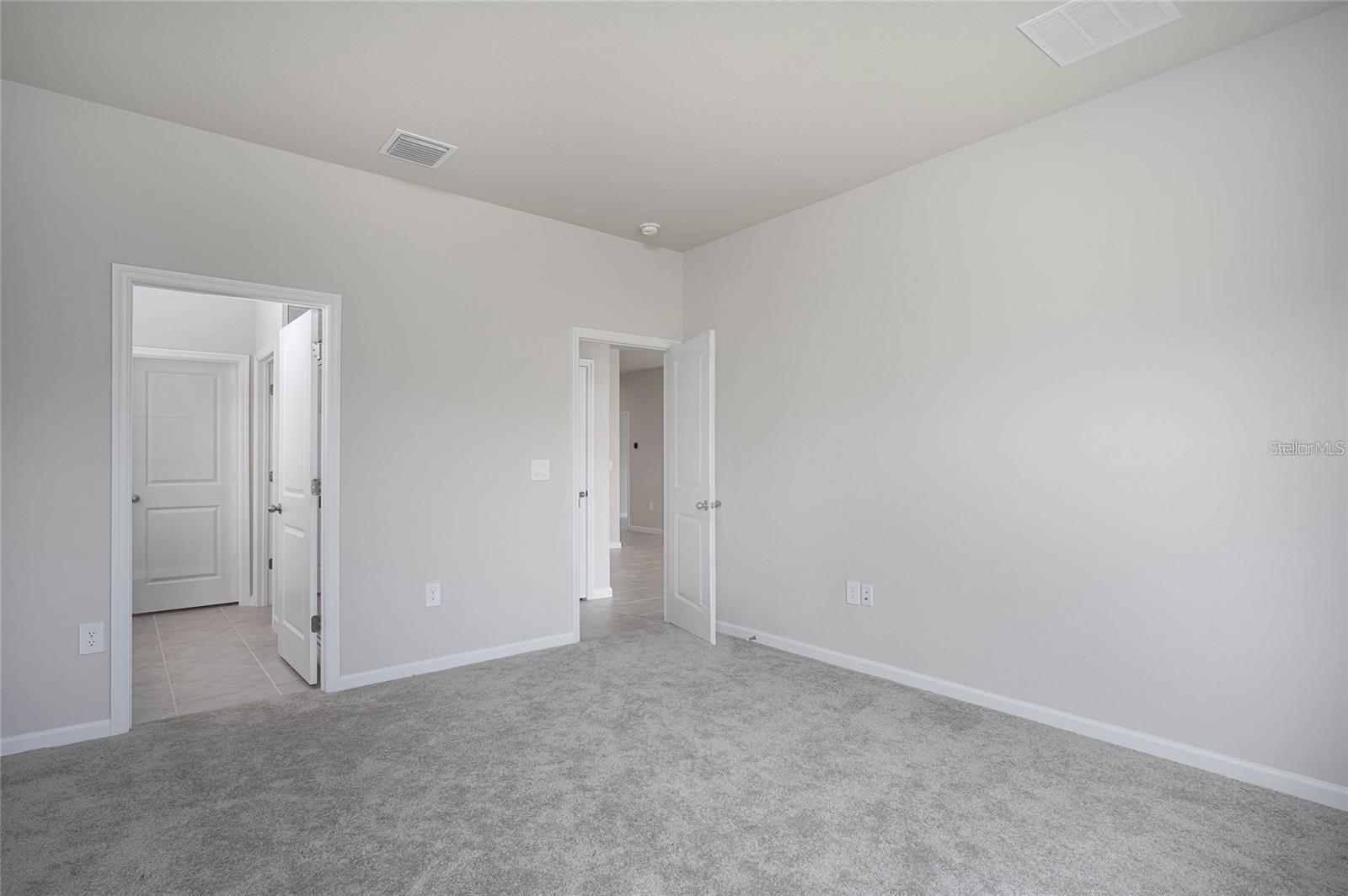 HAMMOCKS/WEST PORT PH 3 & 4 - Residential Lease