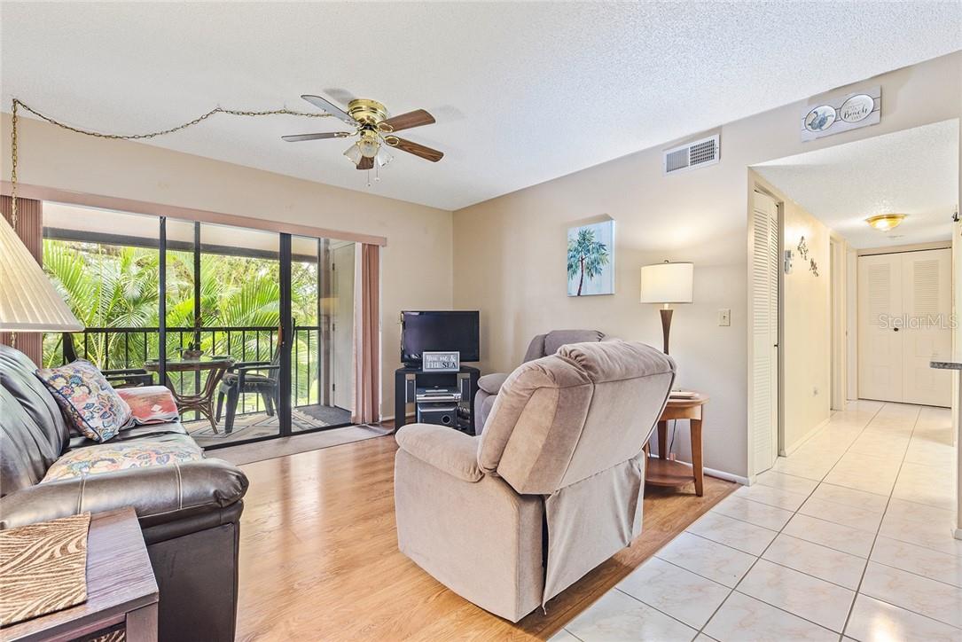 OAK FORREST - Residential
