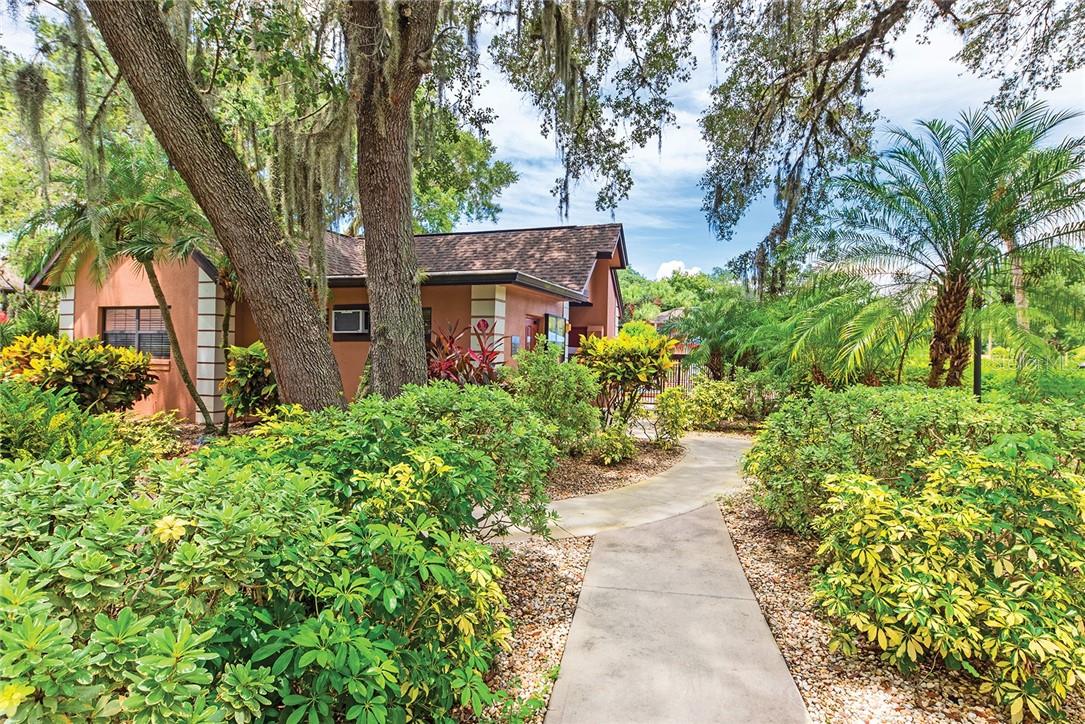OAK FORREST - Residential