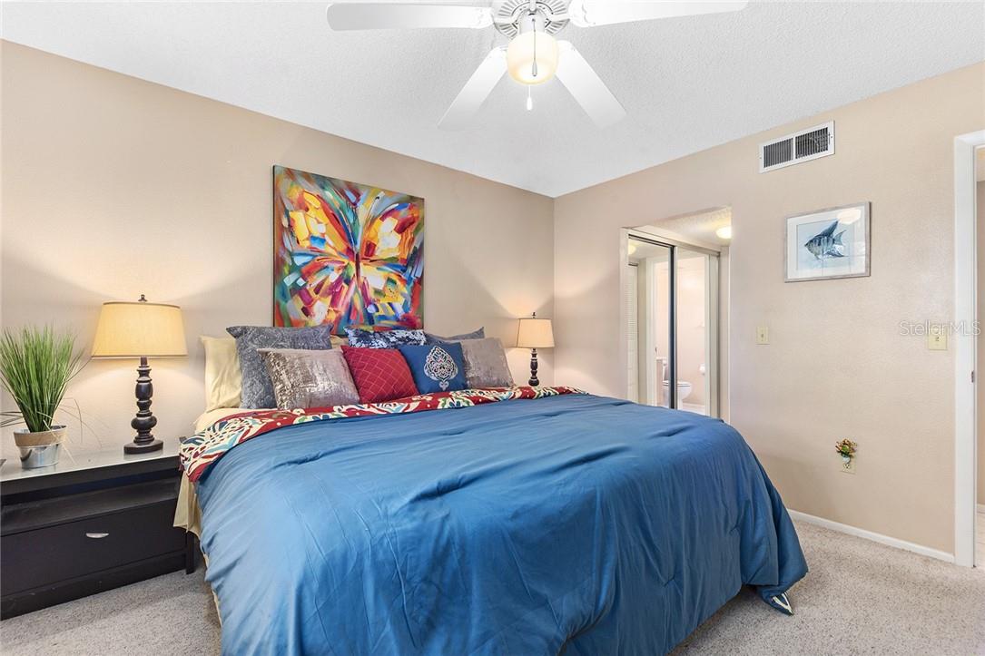 OAK FORREST - Residential