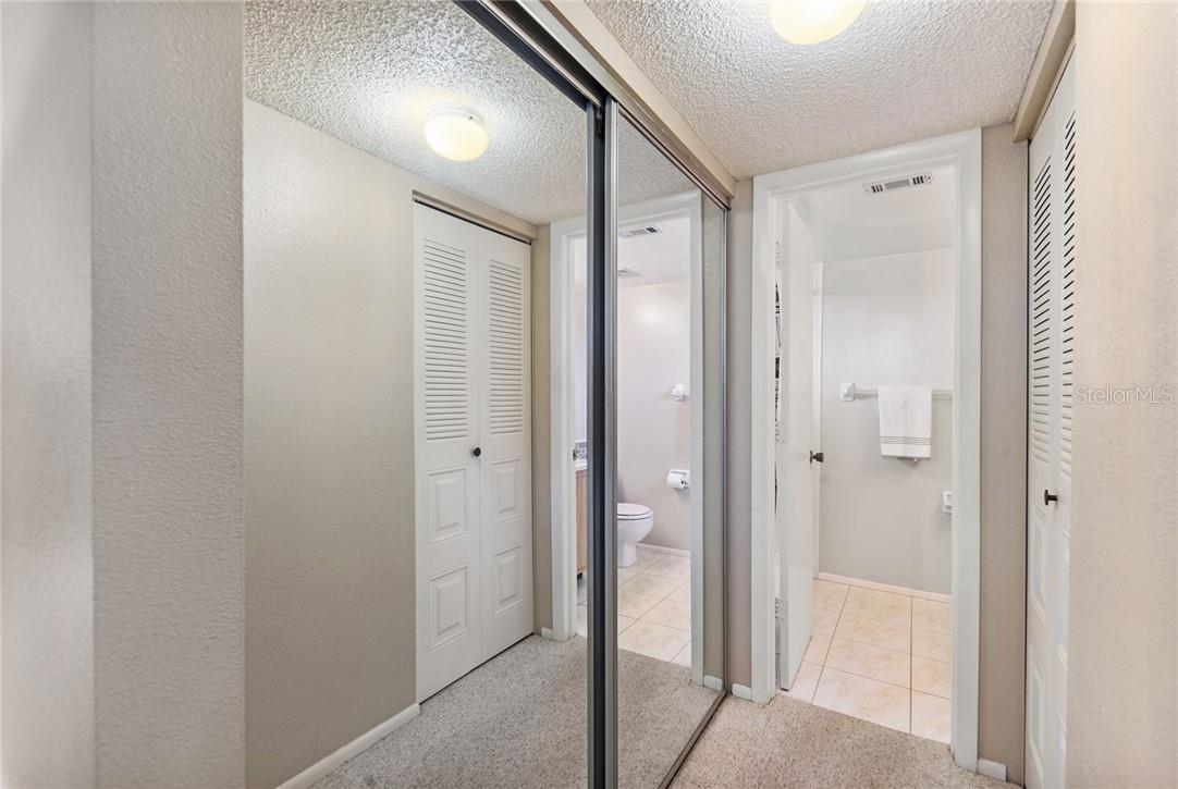 OAK FORREST - Residential