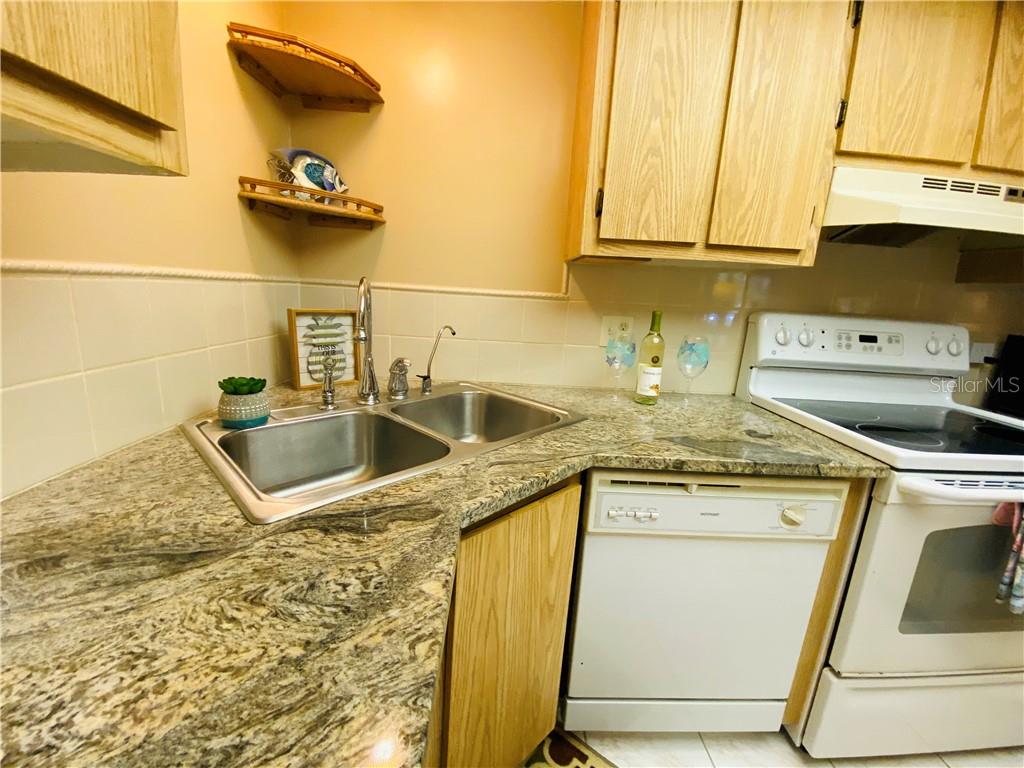 OAK FORREST - Residential