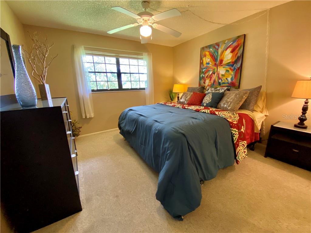 OAK FORREST - Residential