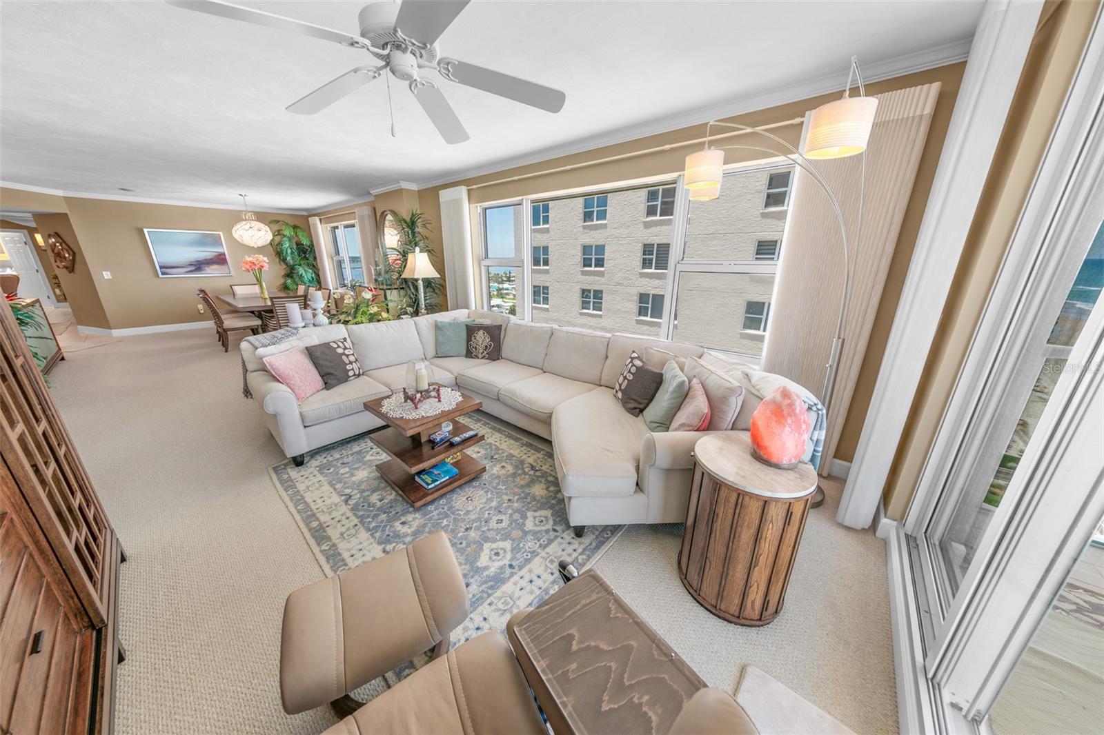 DIMUCCI TWIN TOWERS N & S - Residential