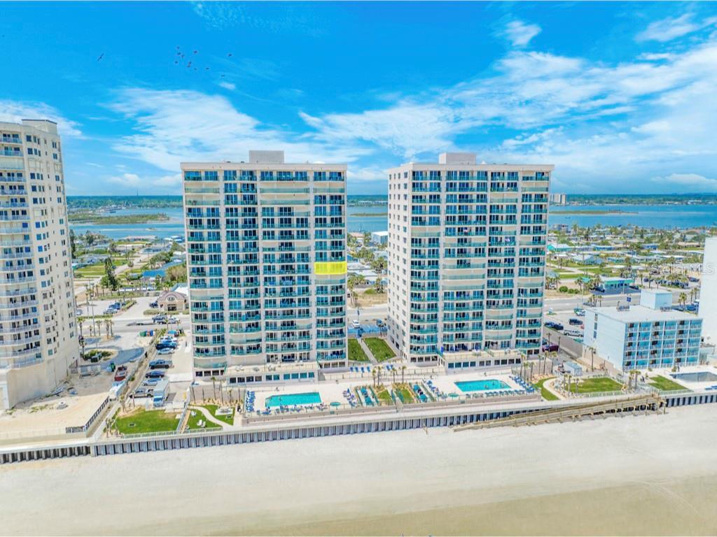 DIMUCCI TWIN TOWERS N & S - Residential