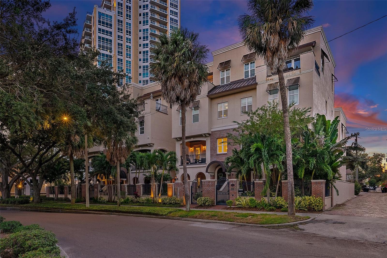 BAY SHORE REV - Residential