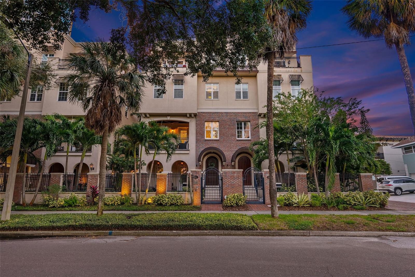 BAY SHORE REV - Residential