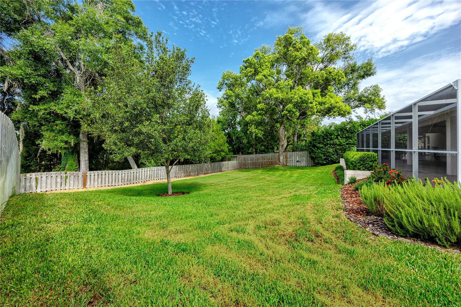 CHAPMAN MANORS - Residential